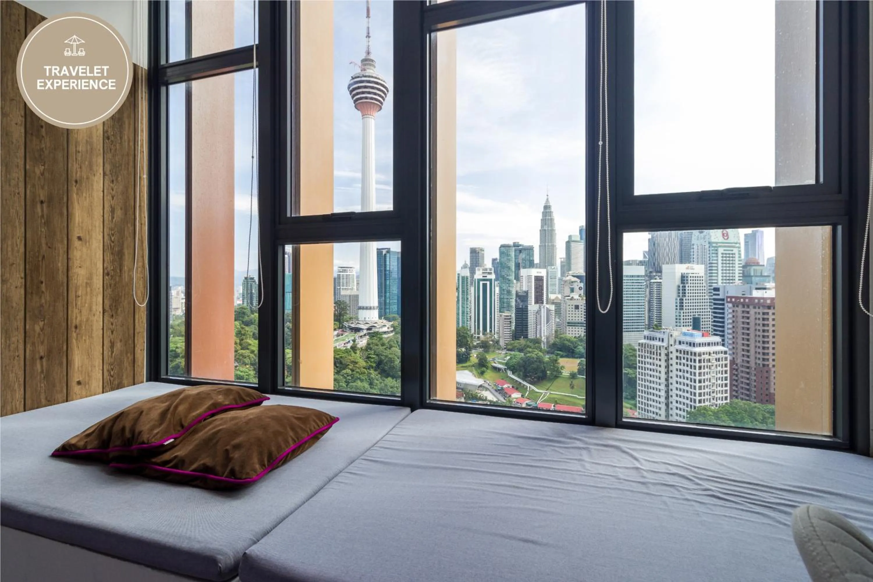 City view, Bed in Ceylonz Suite KLCC, Travelet