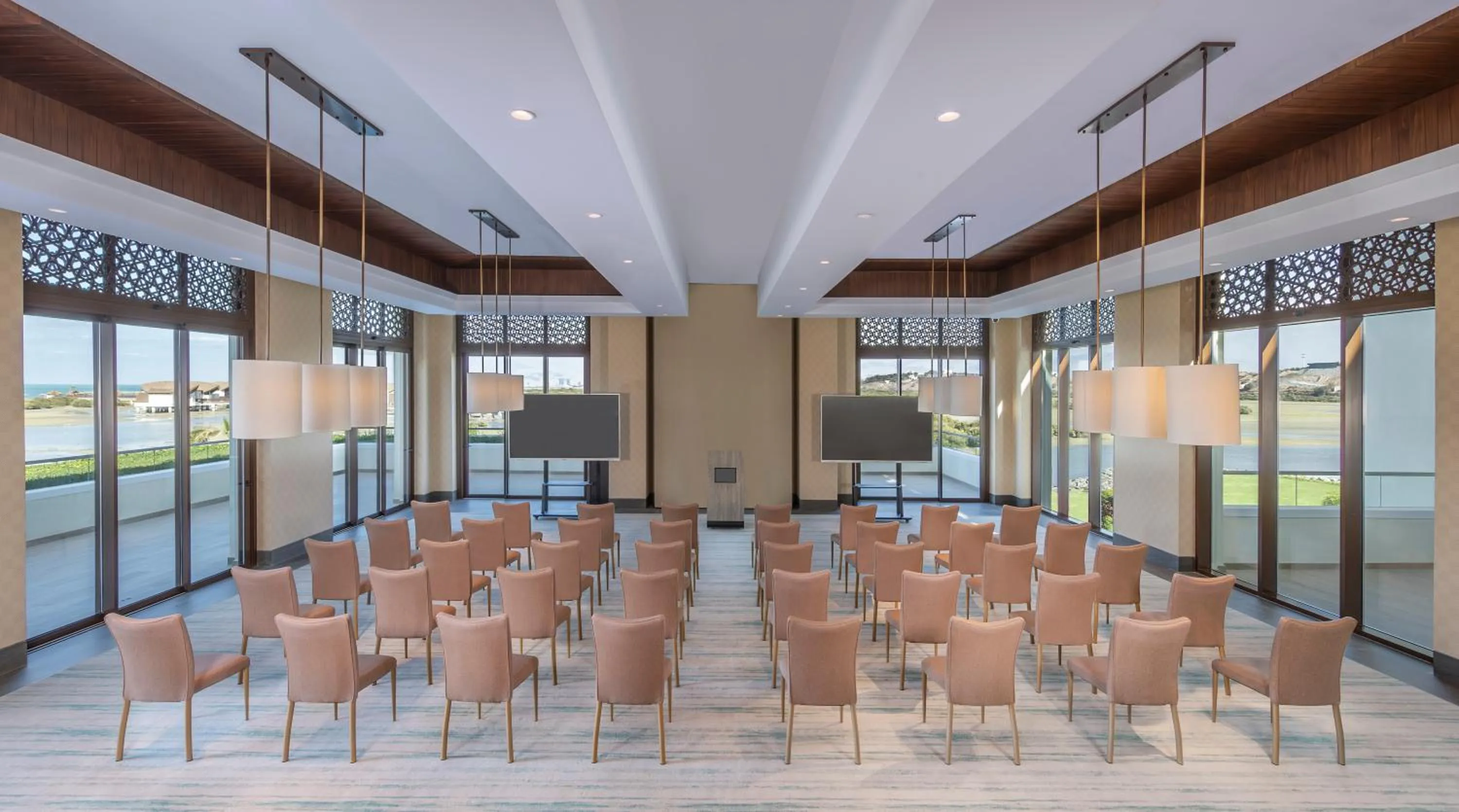 Meeting/conference room in Anantara Mina Ras Al Khaimah Resort