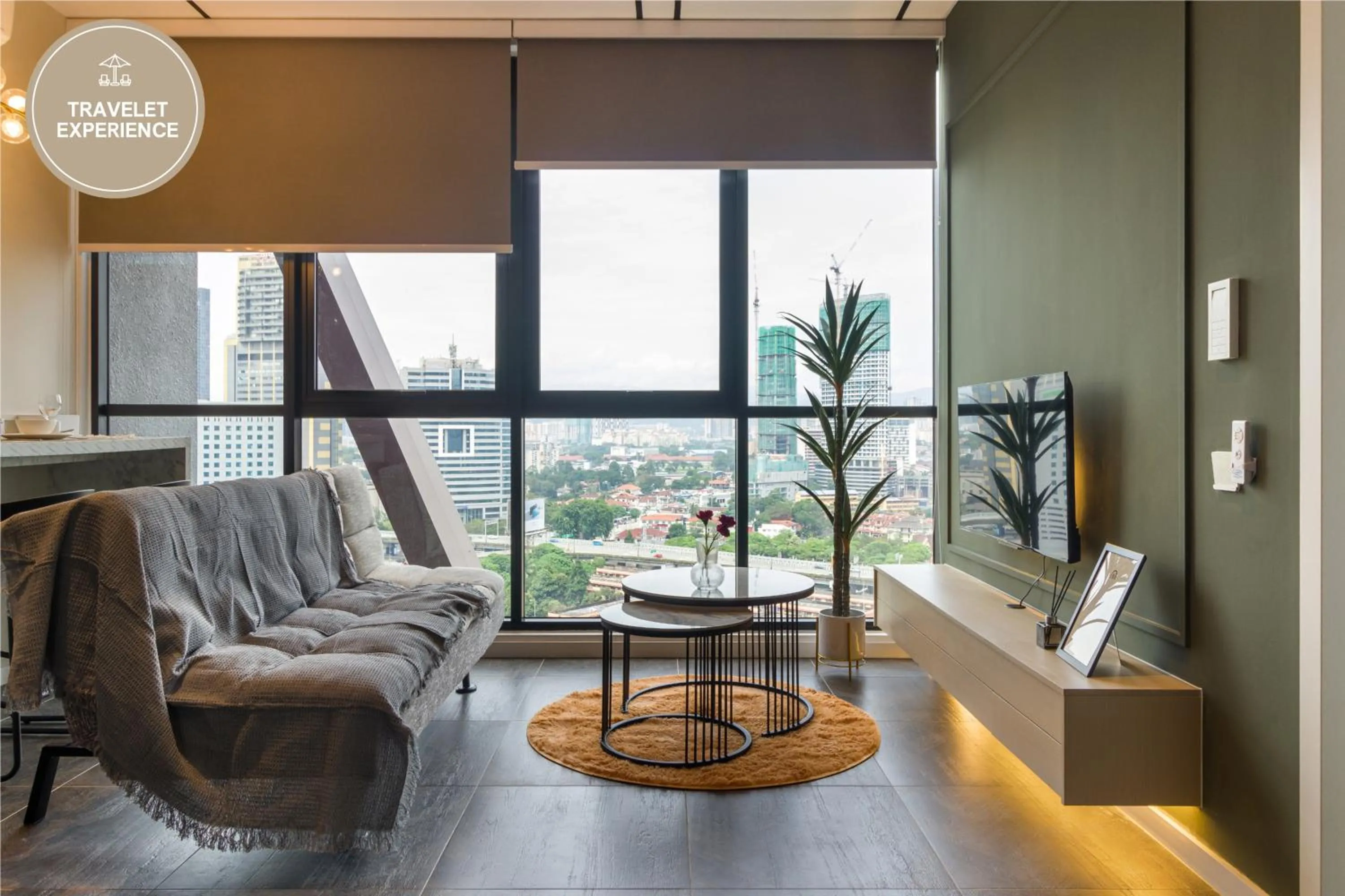 Living room in Scarletz Suites KLCC, Travelet