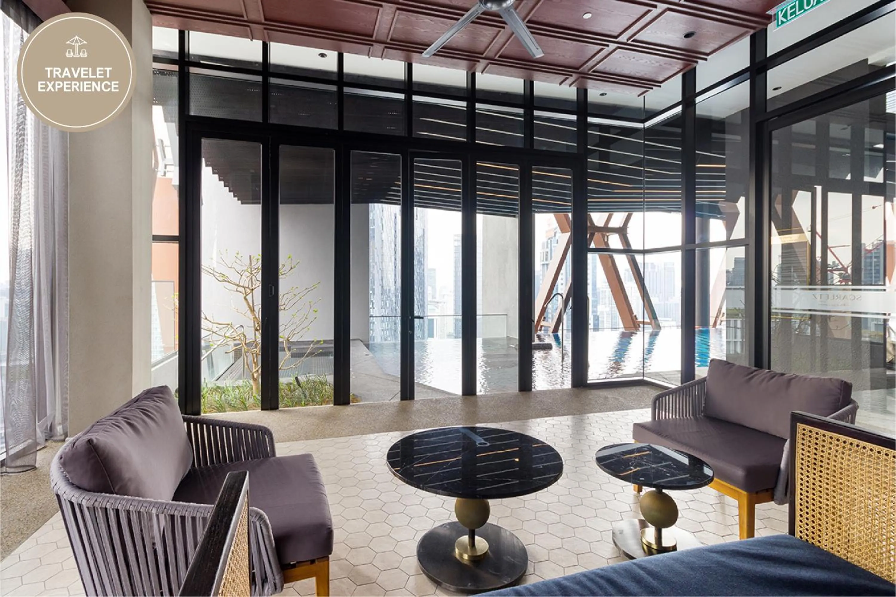 Seating area in Scarletz Suites KLCC, Travelet