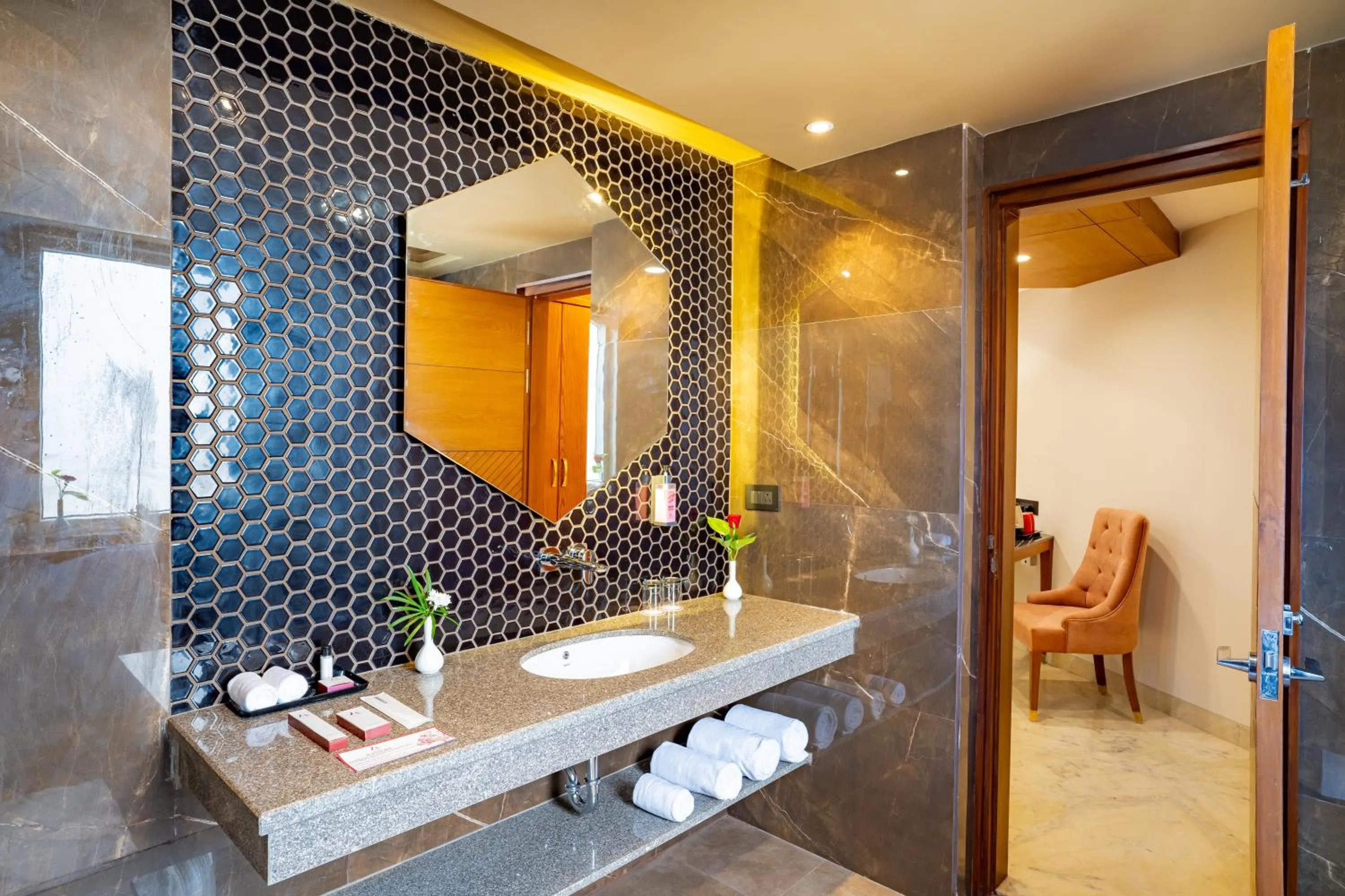 Bathroom in Inde Signature Jaipur