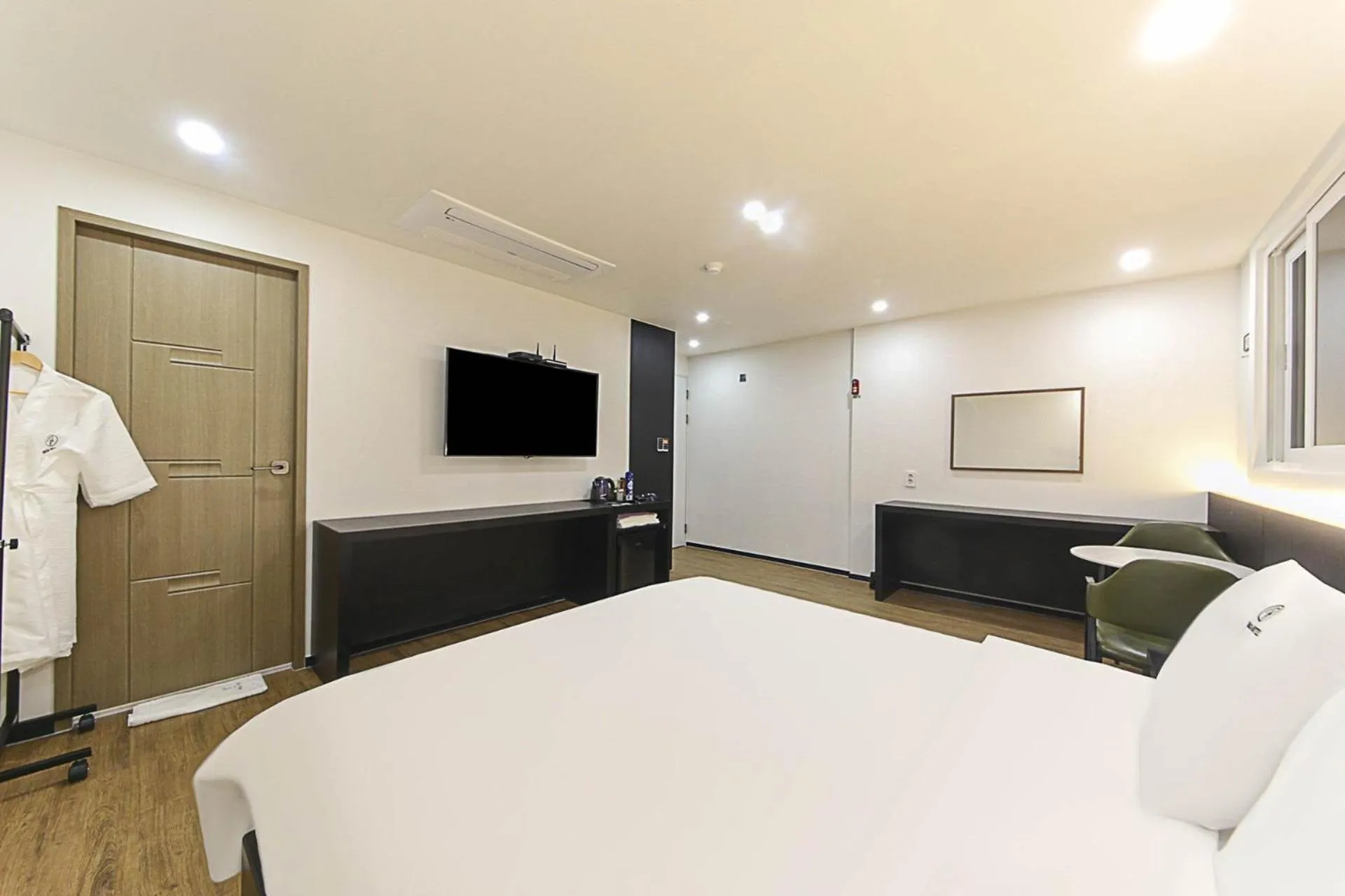 Bed in Busan Seomyeon Broa Hotel