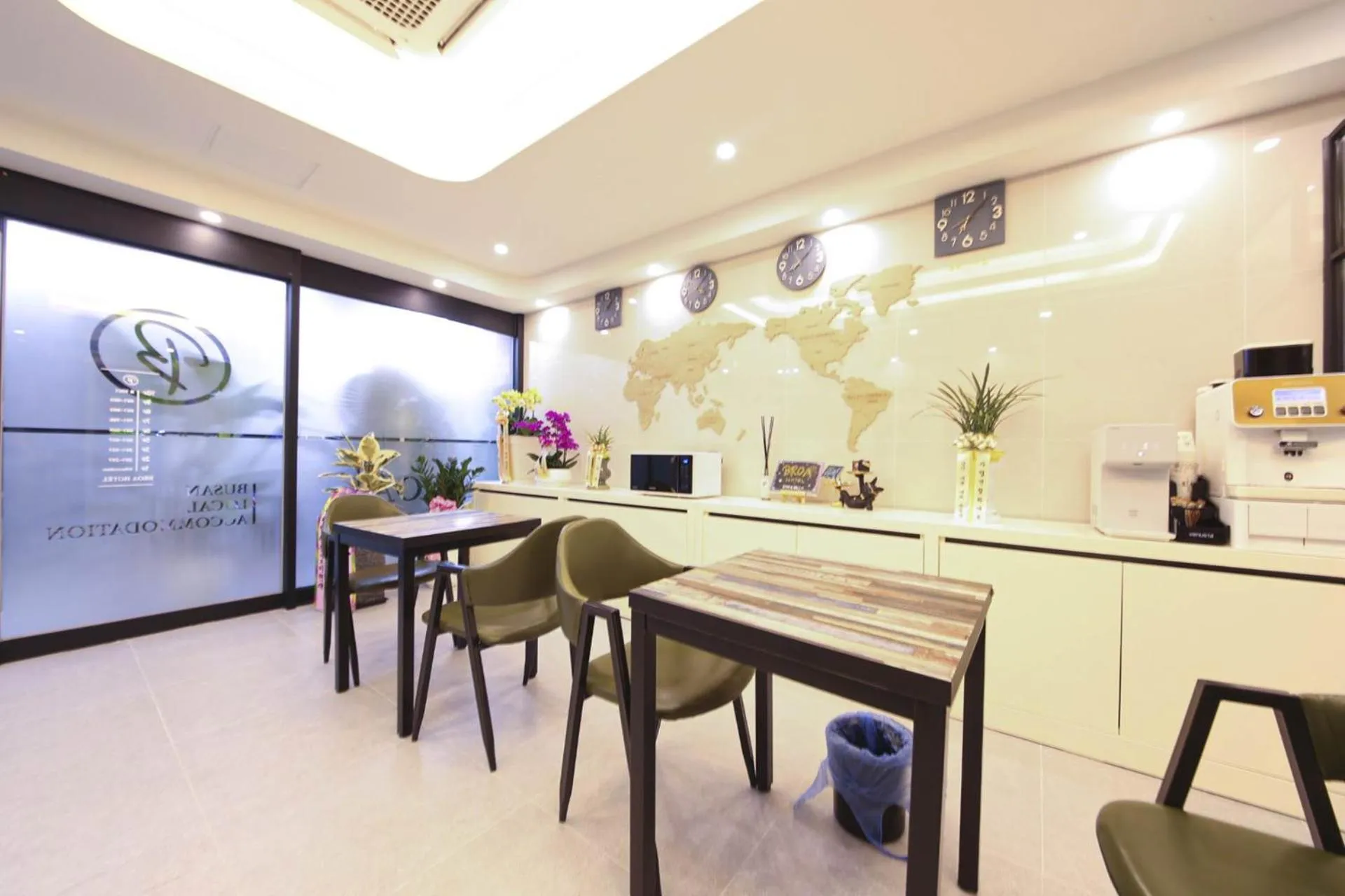 Property building in Busan Seomyeon Broa Hotel