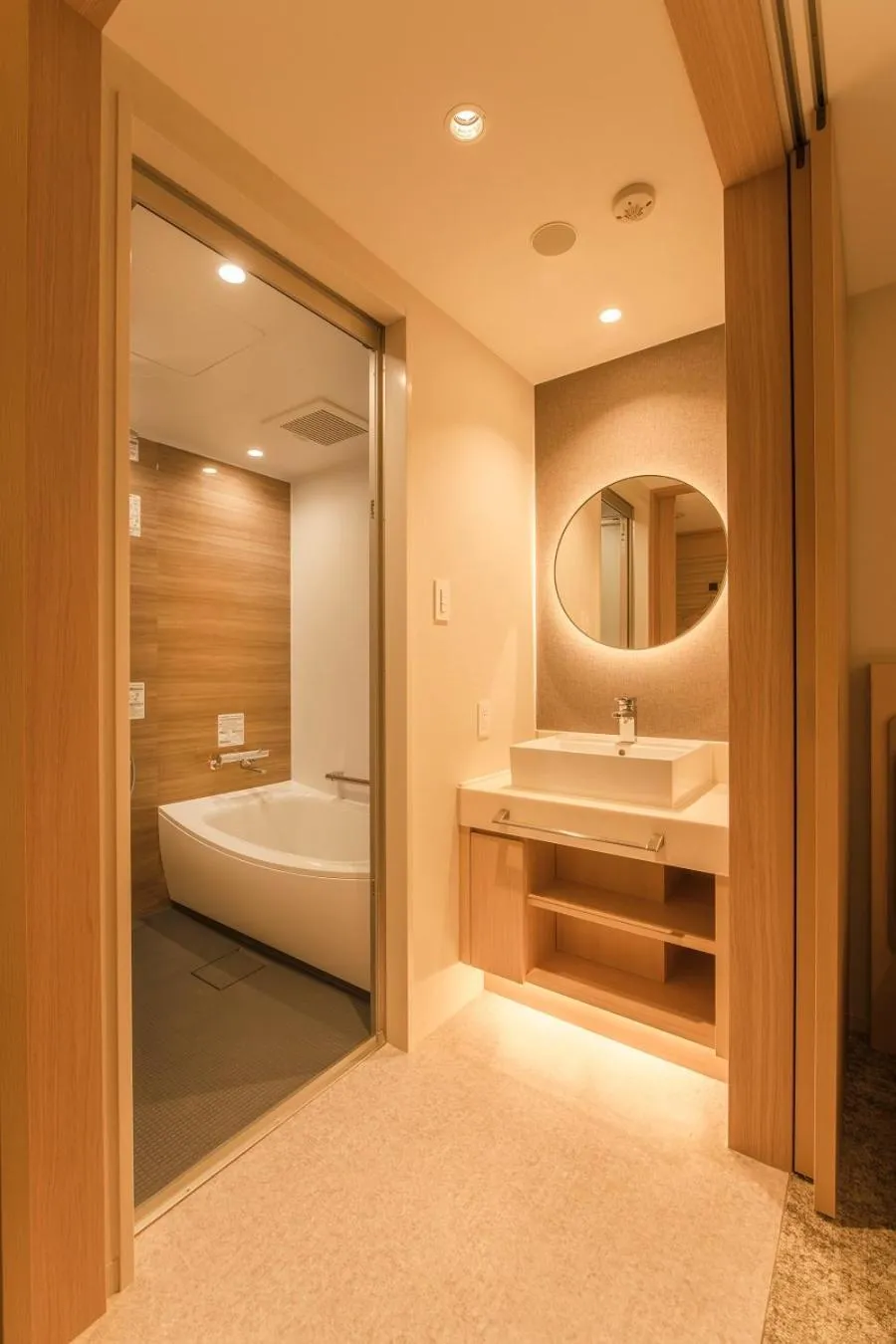 Bathroom, Bed in Hotel Emion Sapporo