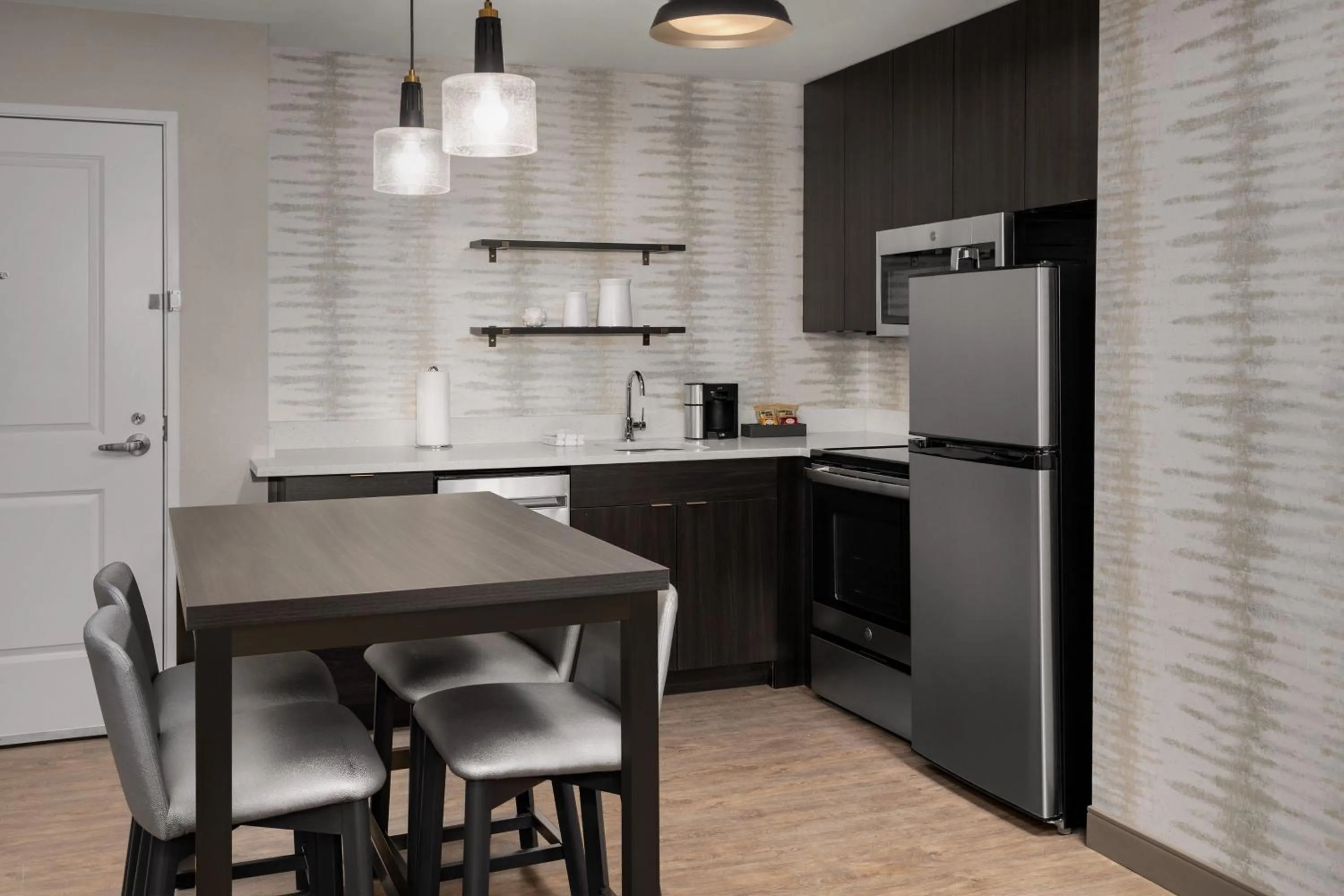 Kitchen or kitchenette in Residence Inn by Marriott Dallas Grand Prairie