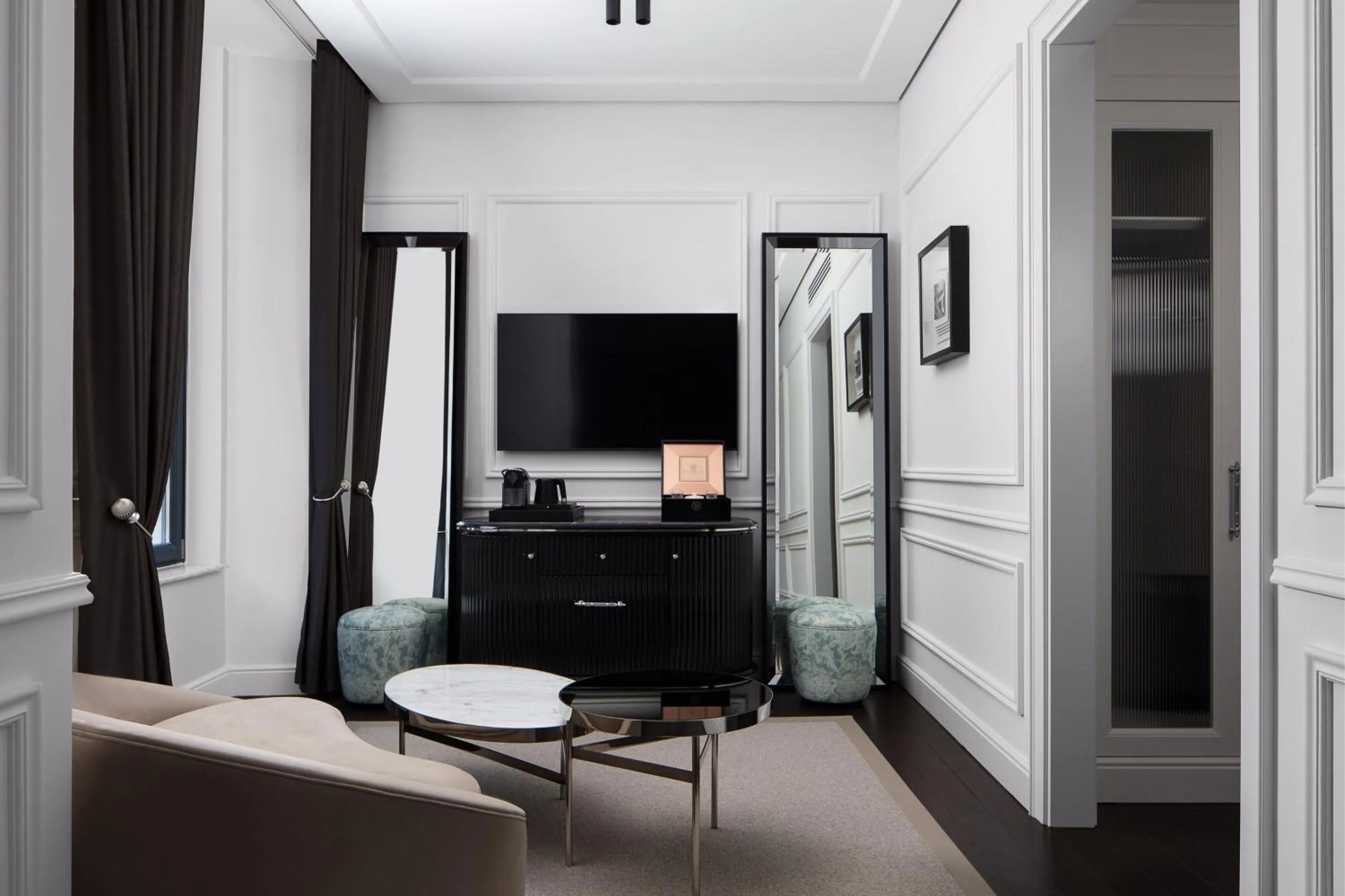 Photo of the whole room in Sanasaryan Han, a Luxury Collection Hotel, Istanbul