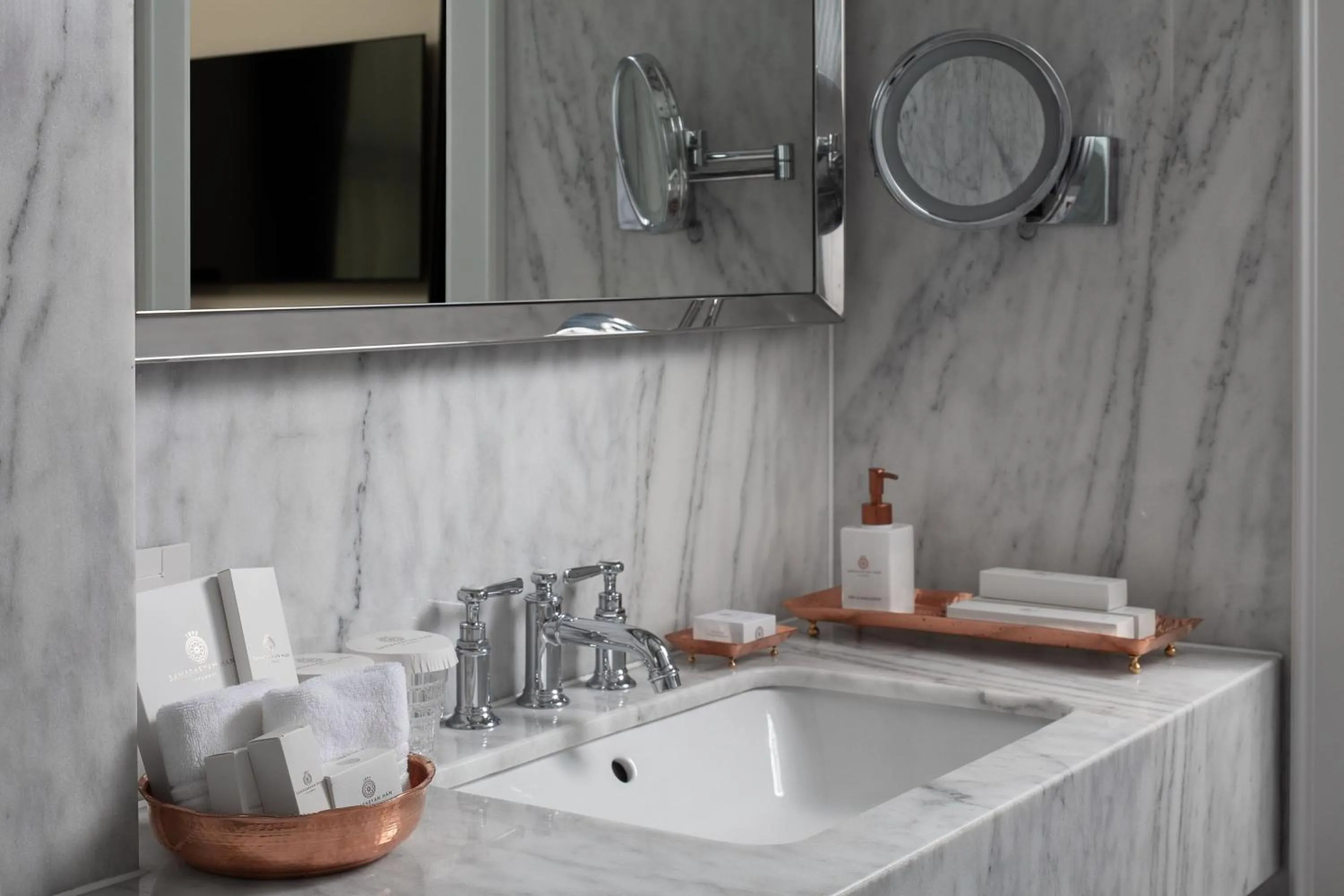 Bathroom in Sanasaryan Han, a Luxury Collection Hotel, Istanbul