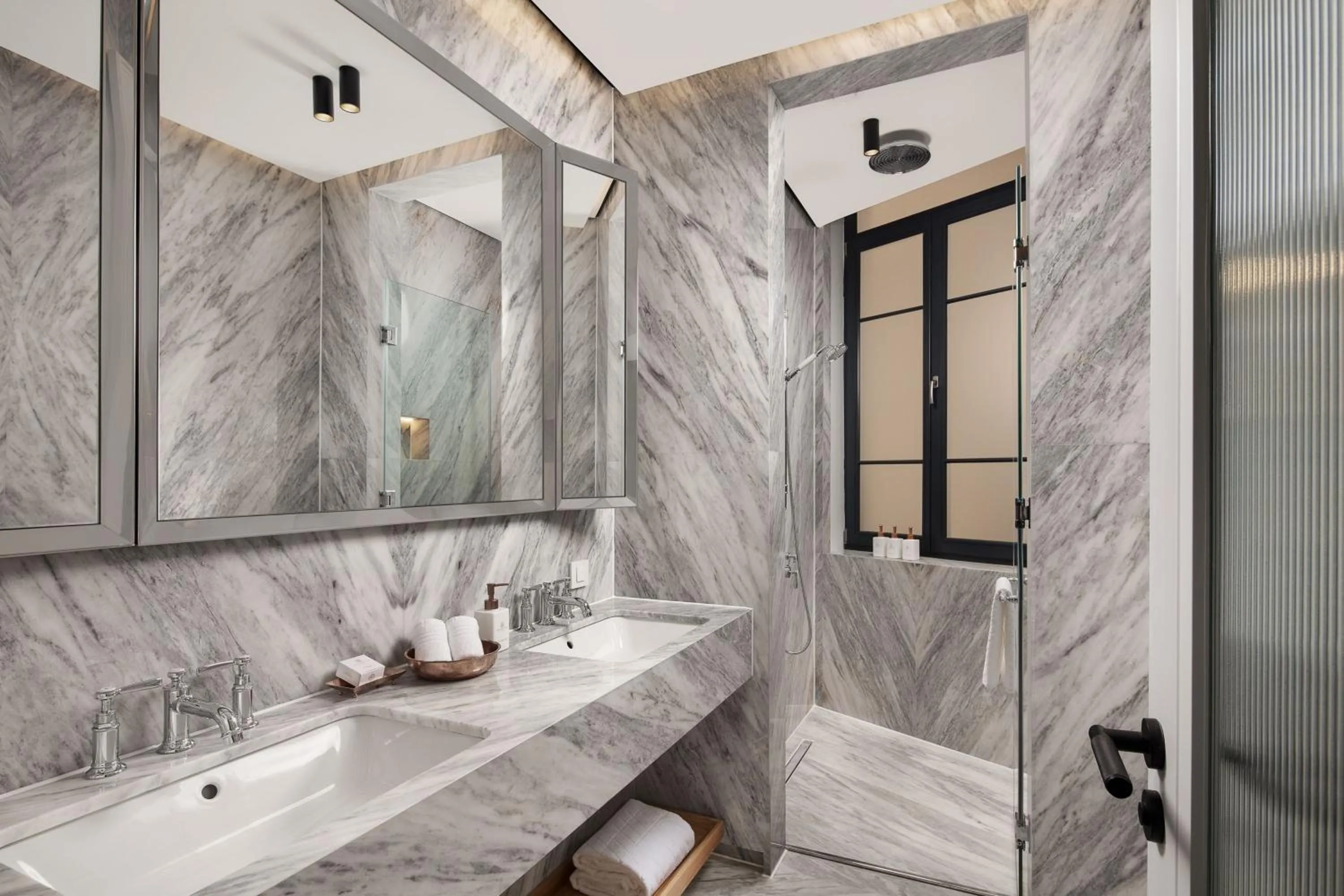 Bathroom in Sanasaryan Han, a Luxury Collection Hotel, Istanbul