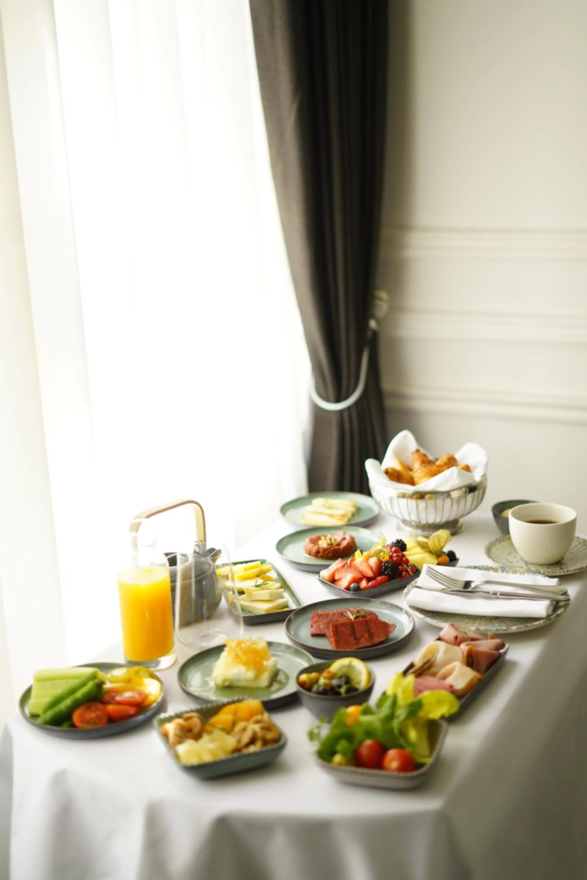 Breakfast in Sanasaryan Han, a Luxury Collection Hotel, Istanbul