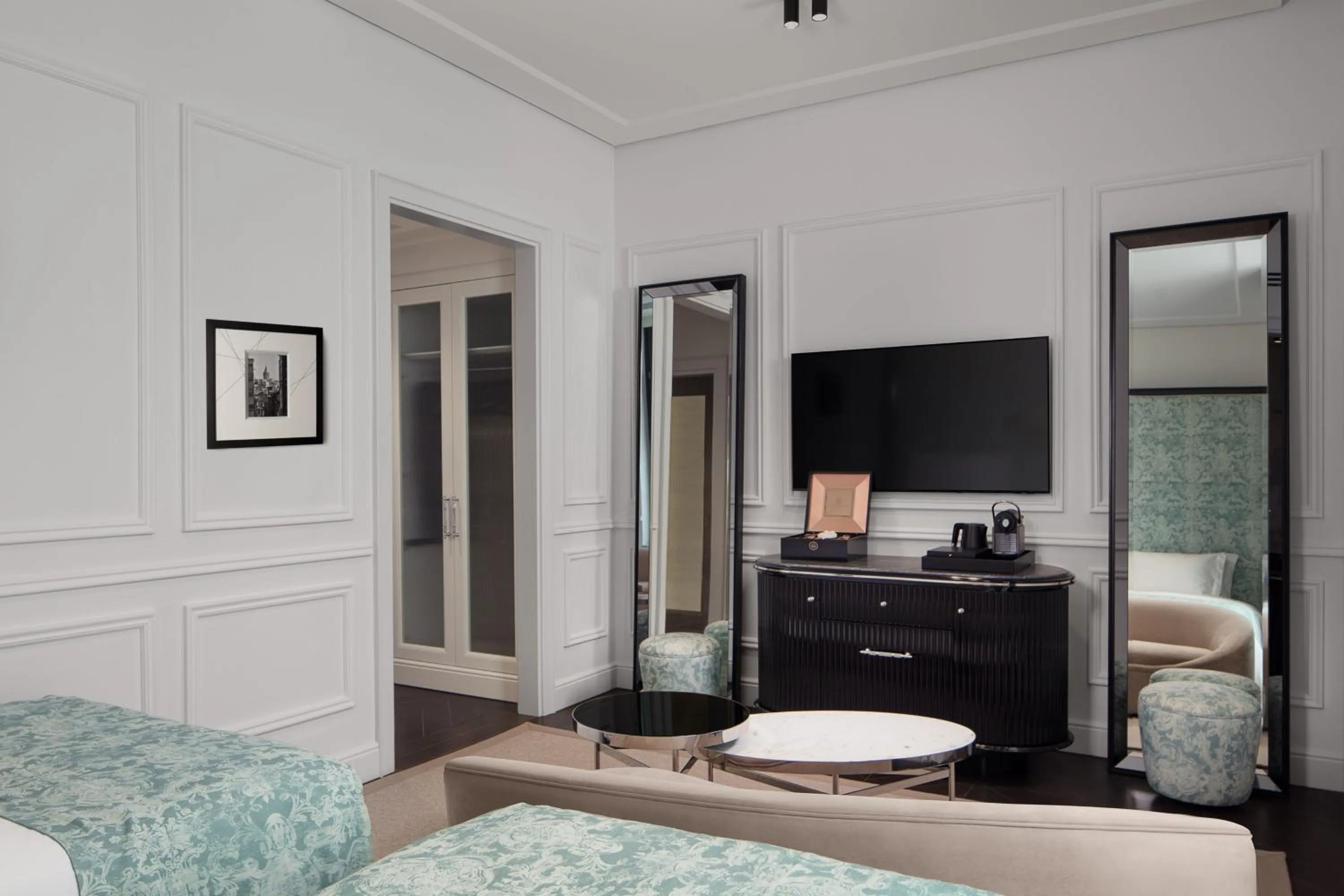 Photo of the whole room, Bed in Sanasaryan Han, a Luxury Collection Hotel, Istanbul