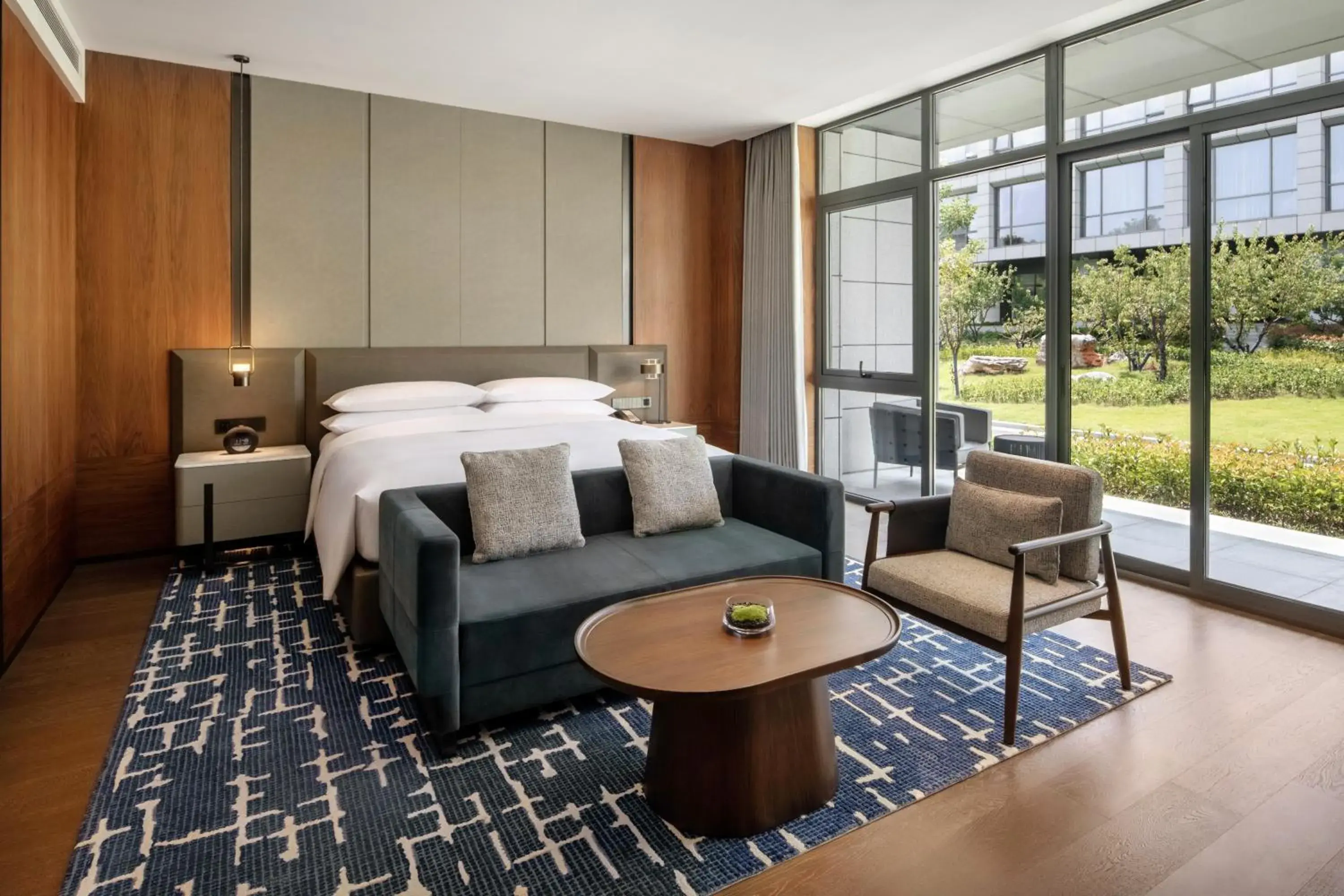 One-Bedroom King Suite with Garden View and Club Lounge Access in Sheraton Xuzhou One-Bedroom King Suite with Garden View and Club Lounge Access in Sheraton Xuzhou