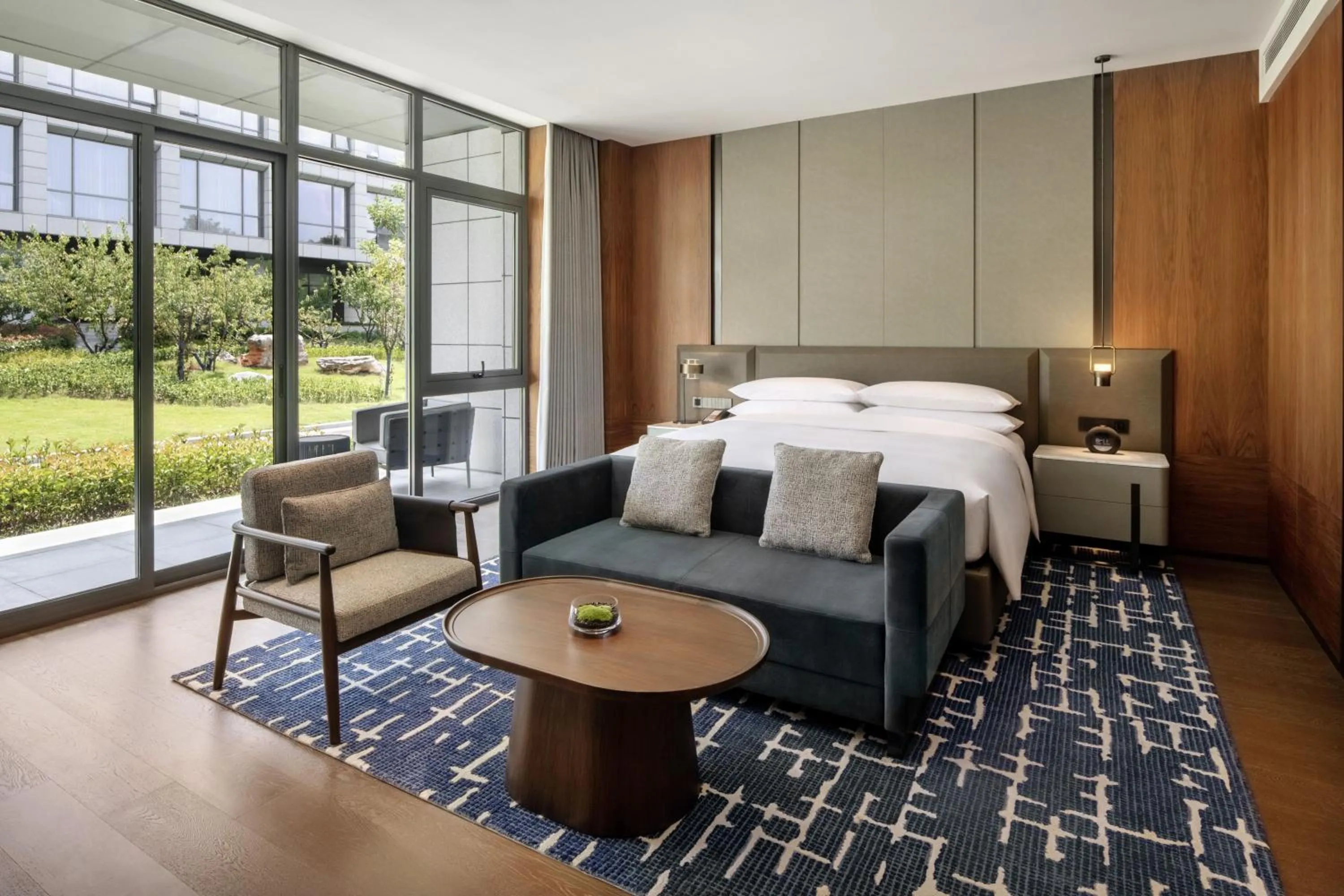 Bedroom, Bed in Sheraton Xuzhou