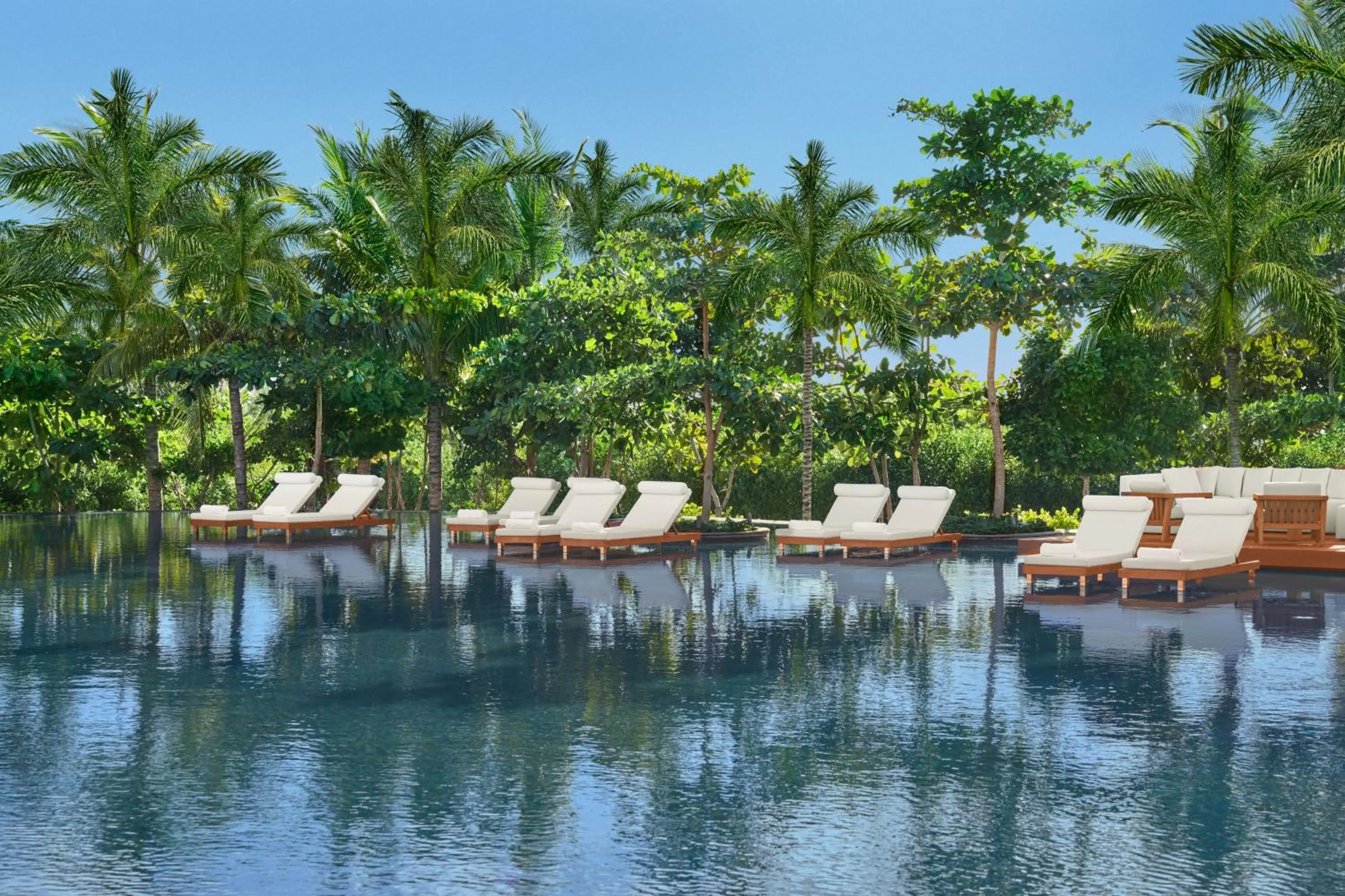 Swimming pool in The Riviera Maya EDITION at Kanai