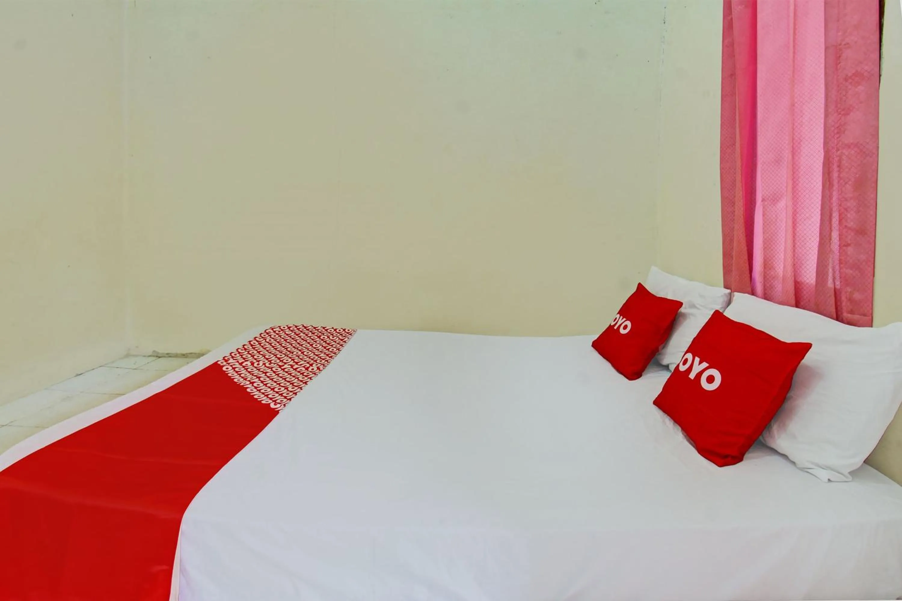 Bedroom, Bed in OYO Life 93058 Kos Subur