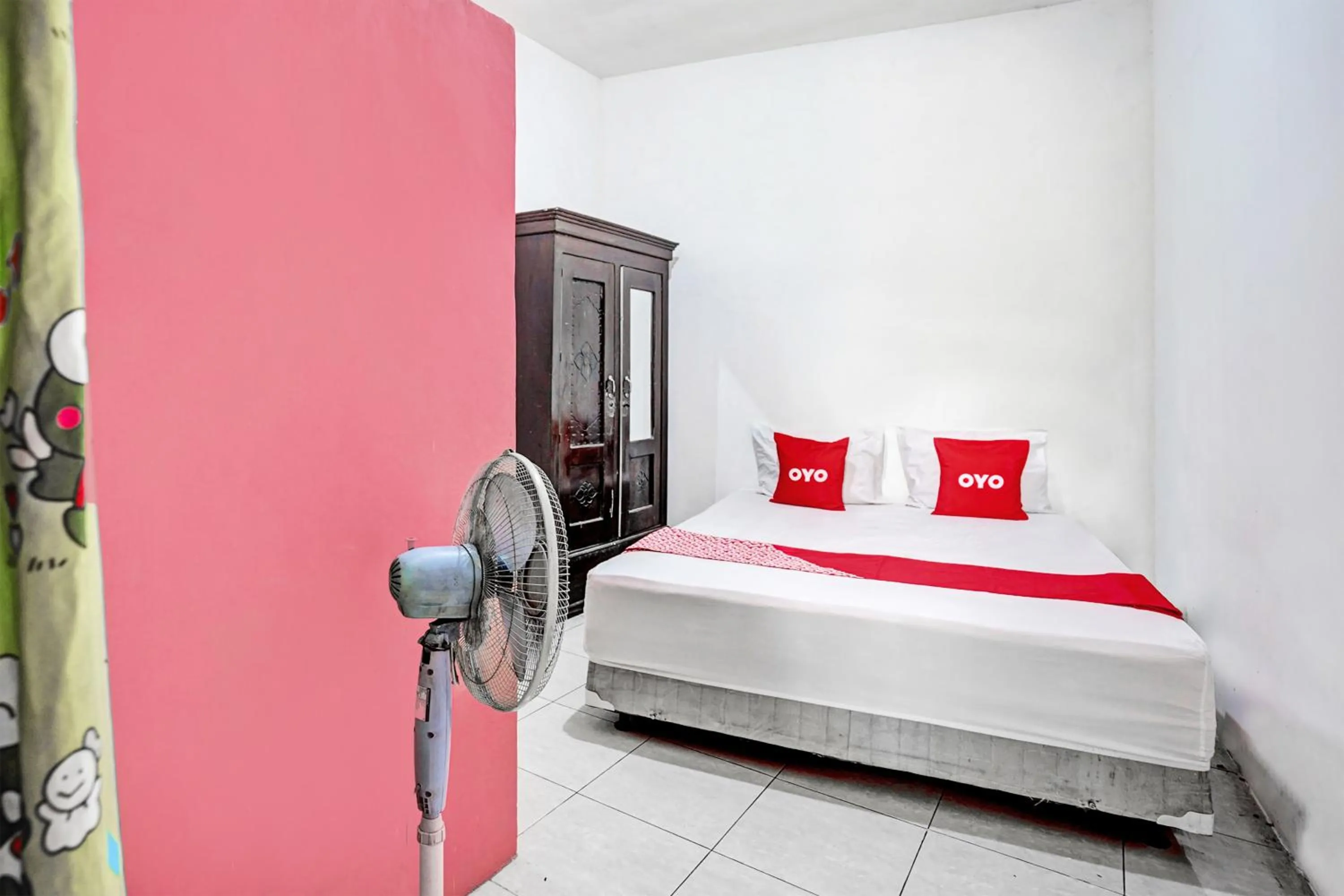 Bedroom, Bed in OYO Life 92840 Wisma Morricco