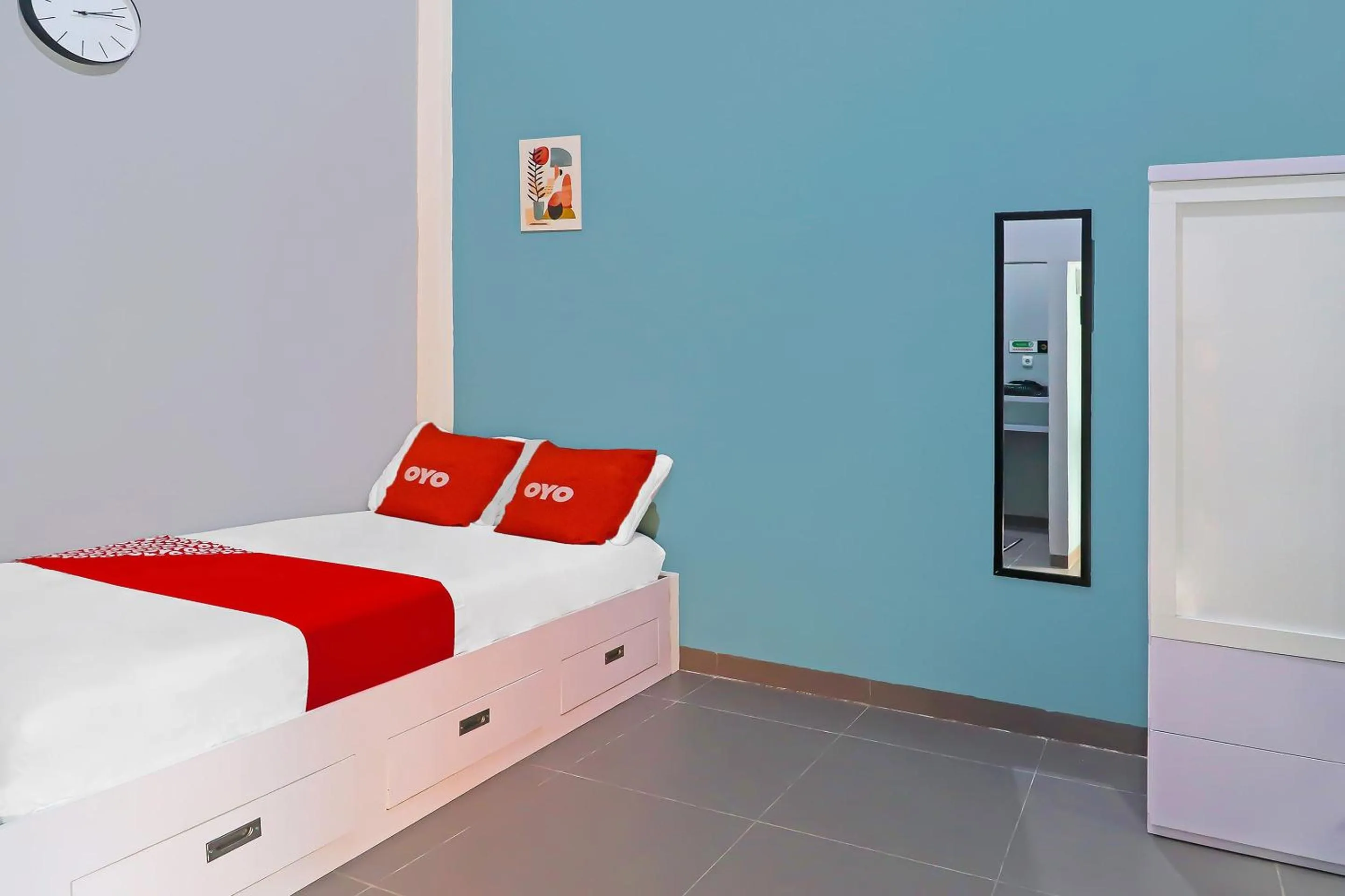 Bedroom, Bed in OYO Life 92691 Mc Kost Syariah