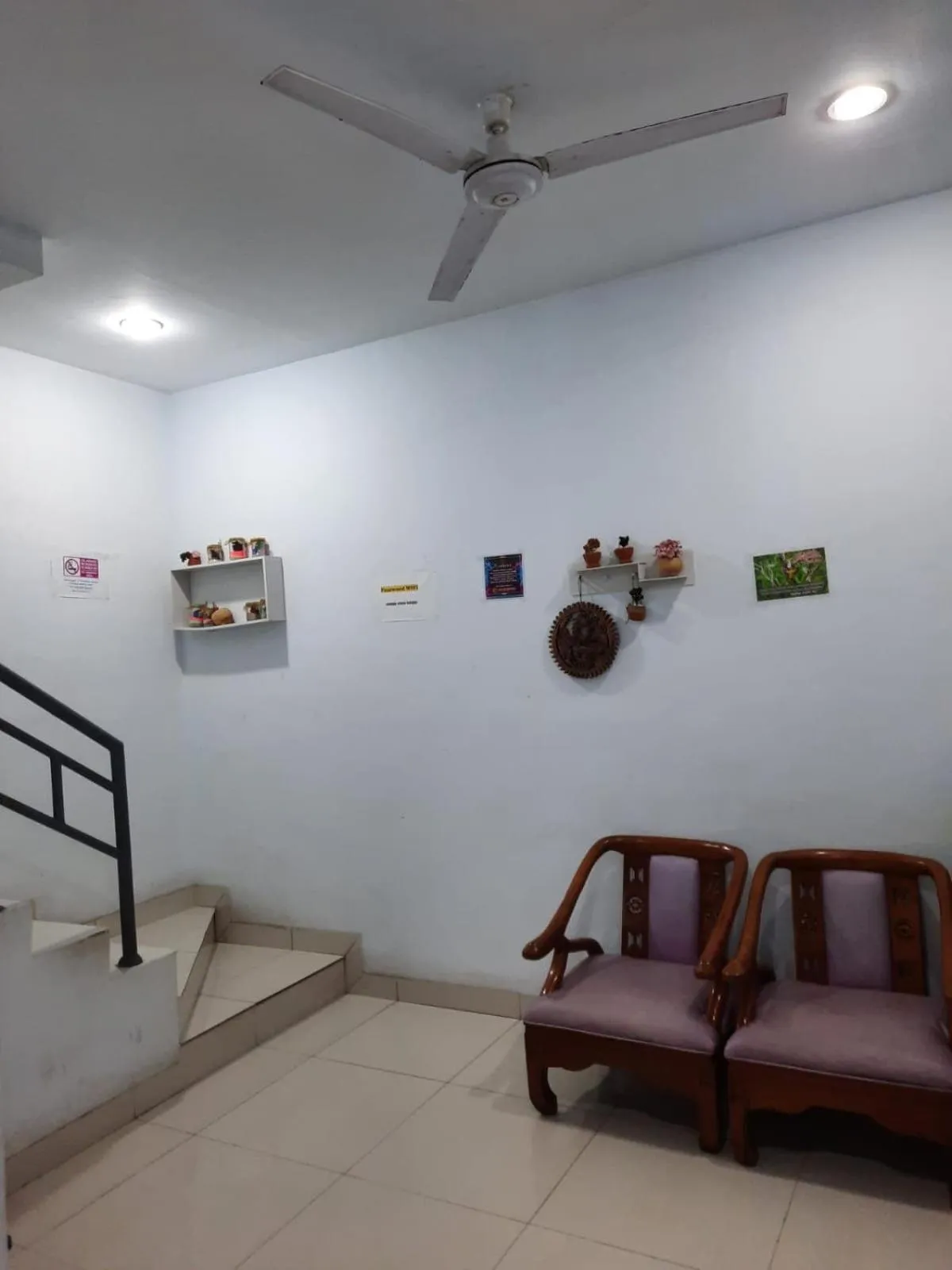 Lobby or reception in OYO Life 92883 Kost Ratana Cengkareng Syariah