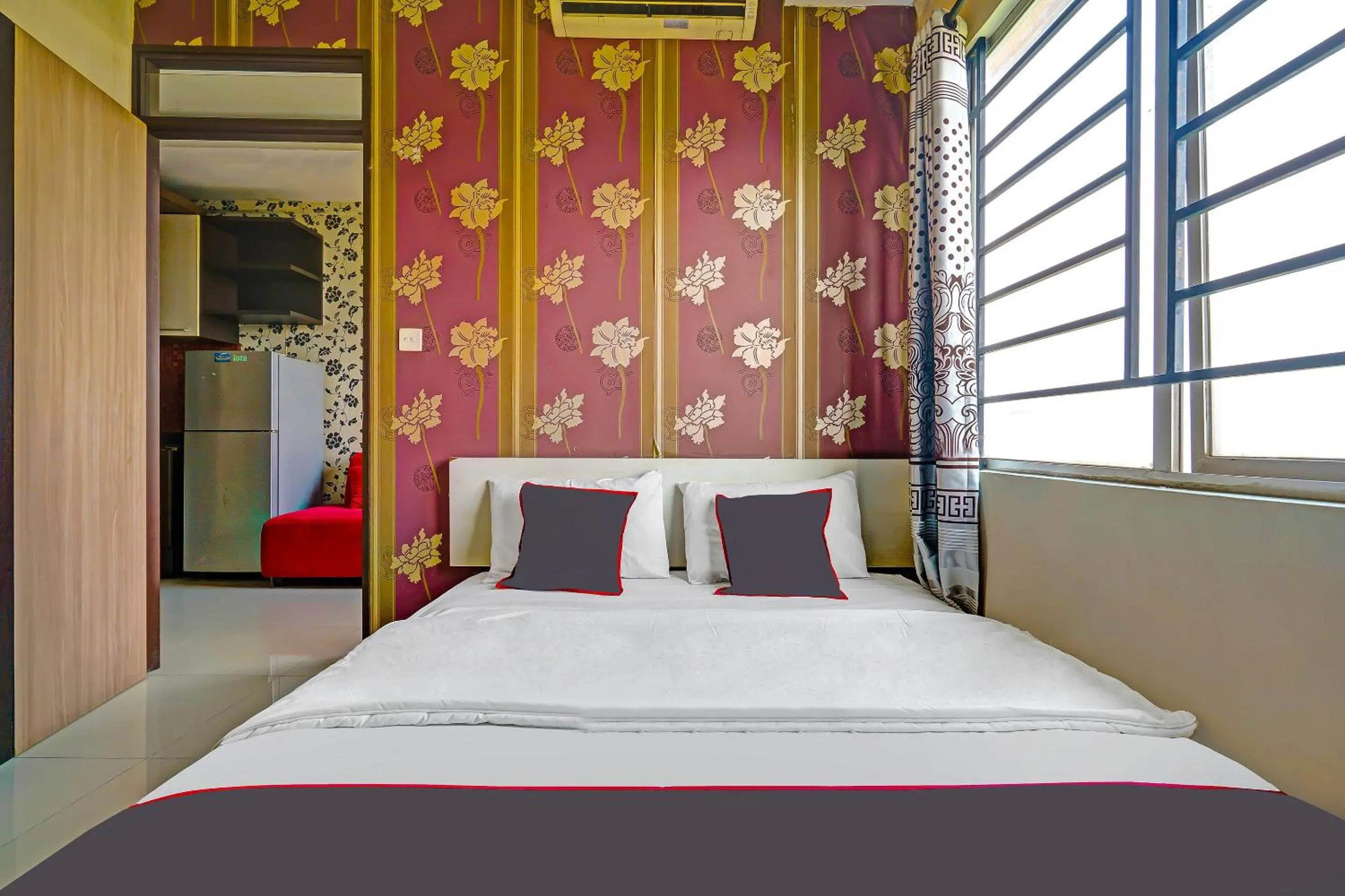 Bedroom in OYO Life 92774 The Edge Apartment By My Home