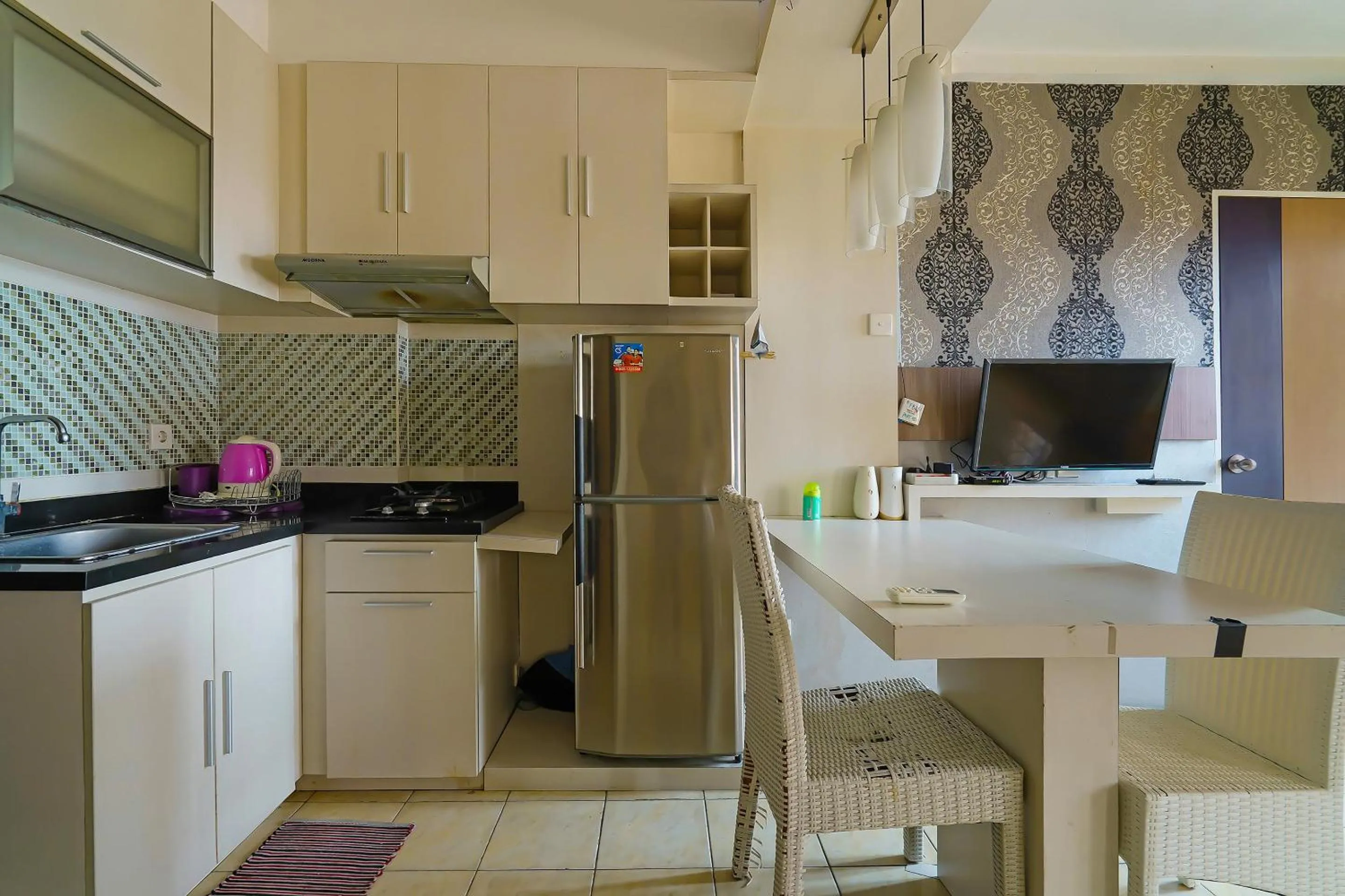 Bedroom in OYO Life 92774 The Edge Apartment By My Home