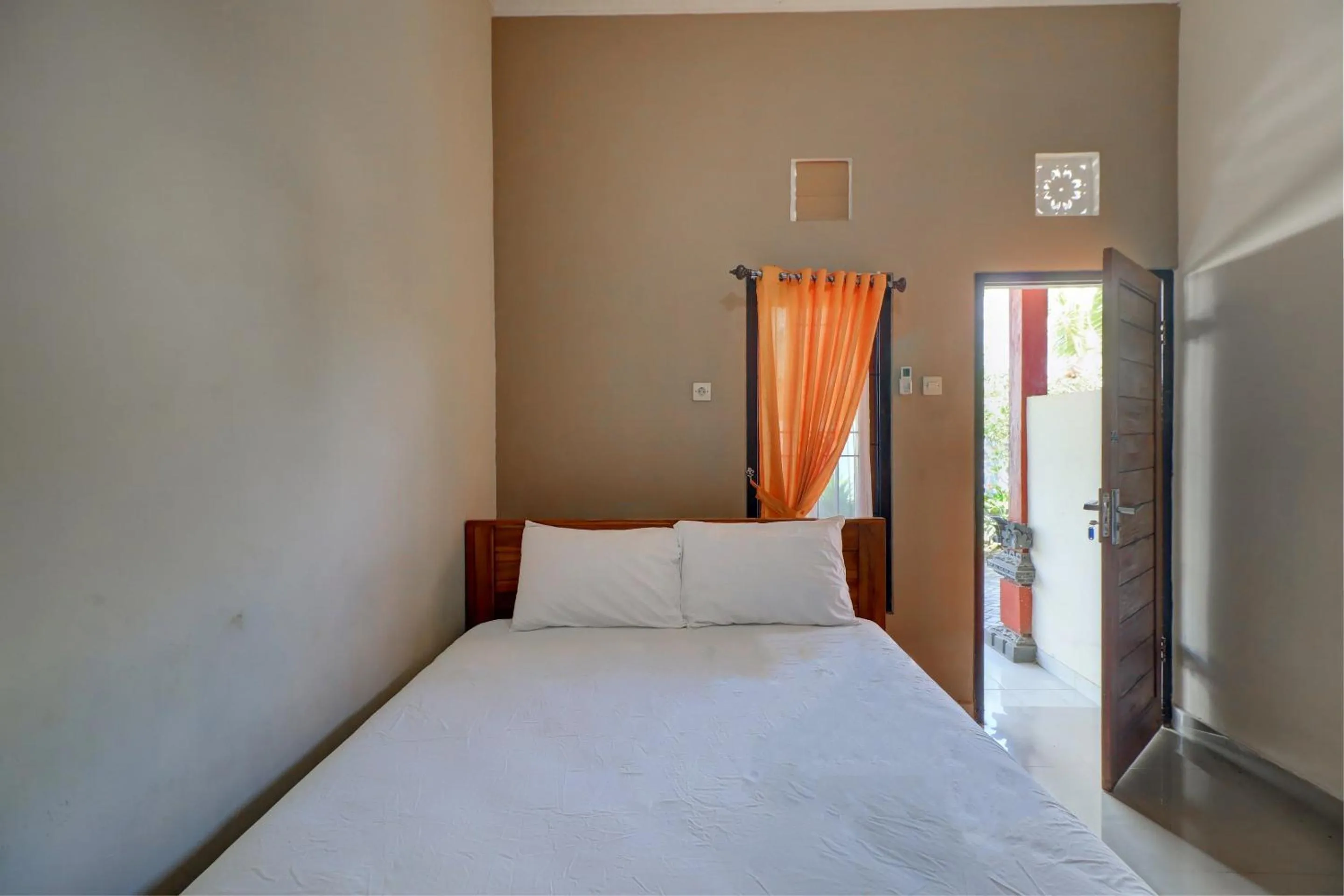 Bedroom, Bed in OYO Life 92838 Kost Ibu Surya