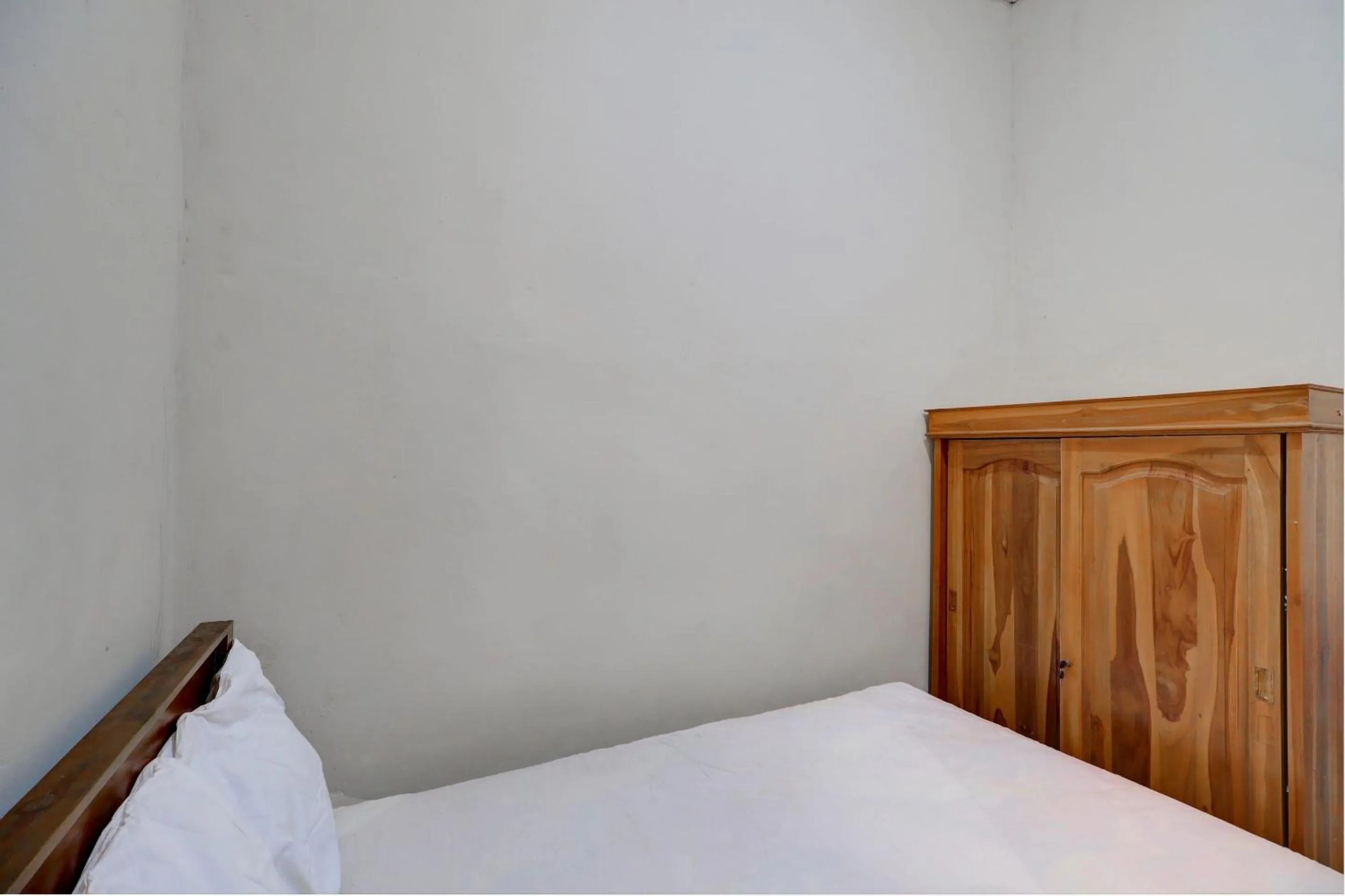 Bedroom, Bed in OYO Life 92838 Kost Ibu Surya