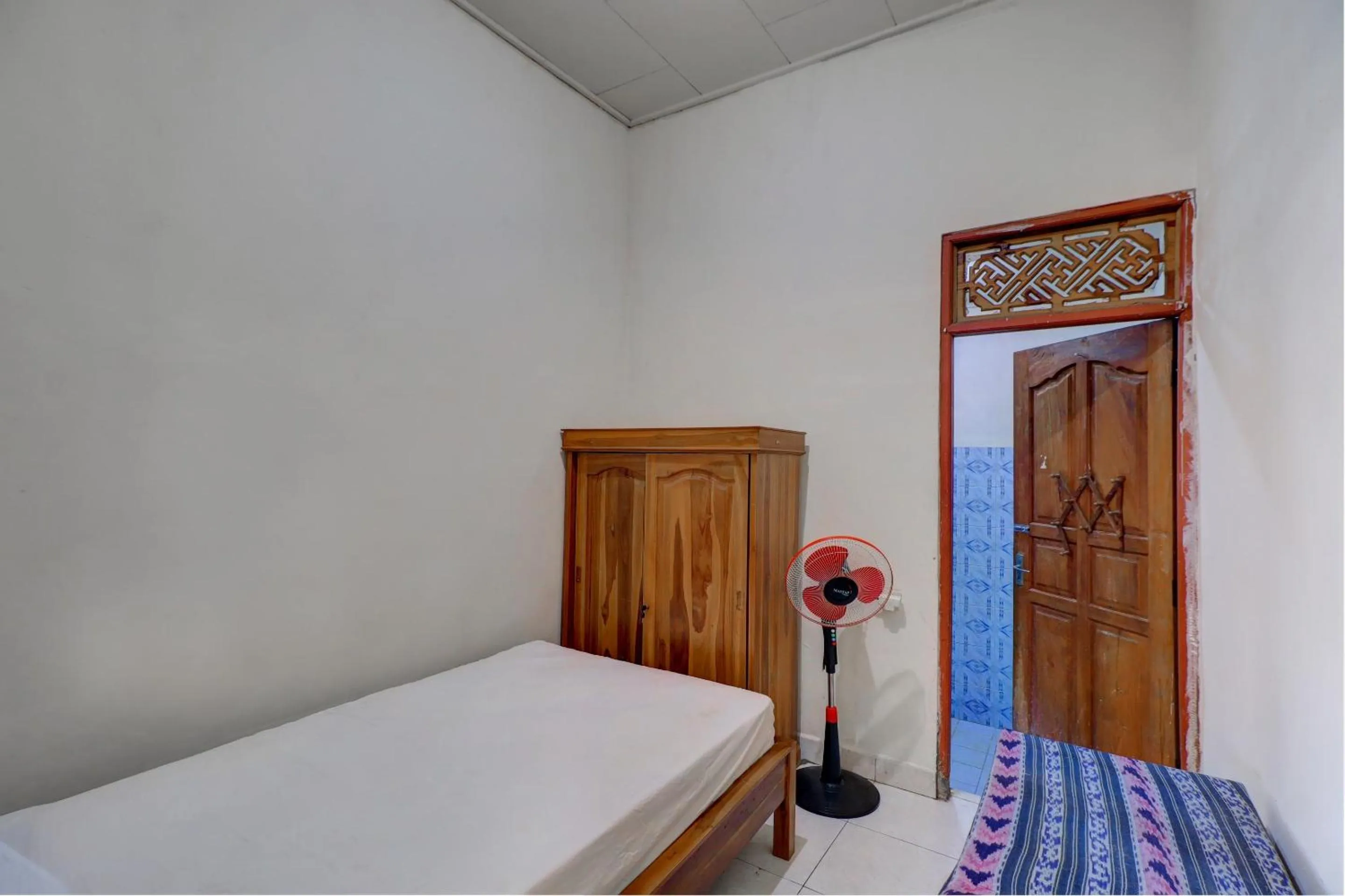 Bedroom, Bed in OYO Life 92838 Kost Ibu Surya