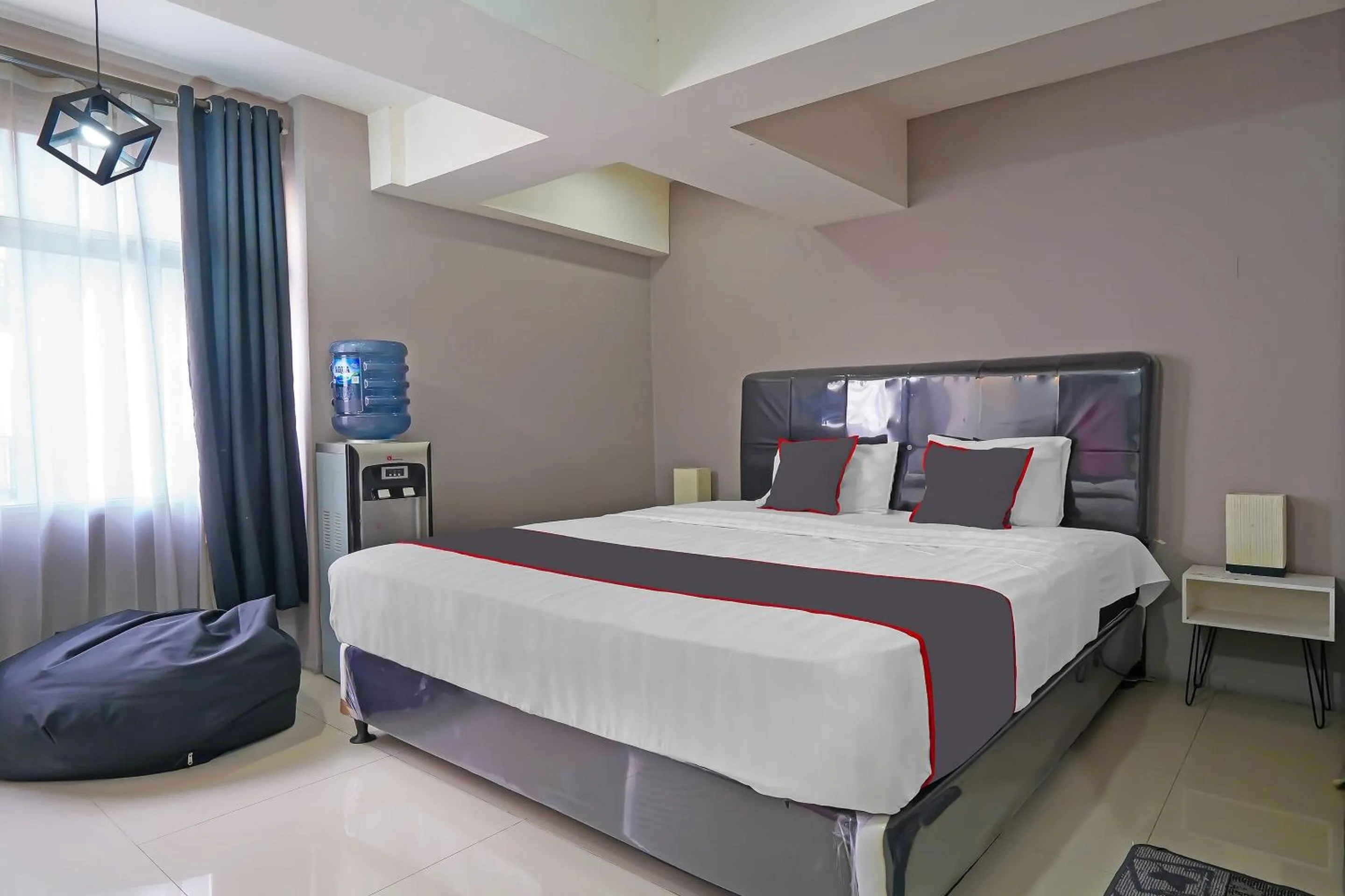 Bedroom, Bed in OYO Life 92649 Jarrdin Apartment By Glory