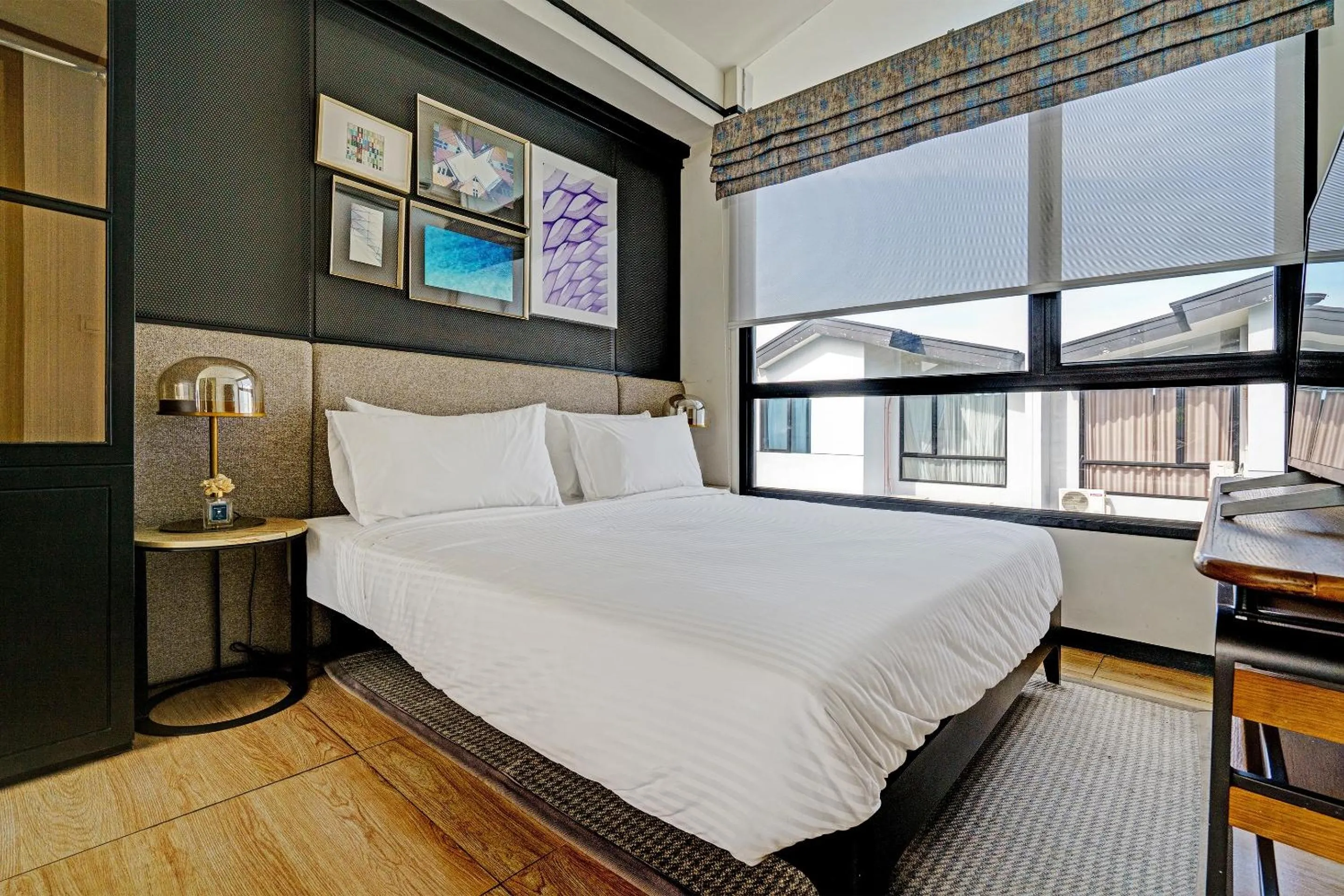 Bedroom in OYO Life 92719 Rolling Hills Residence Karawang