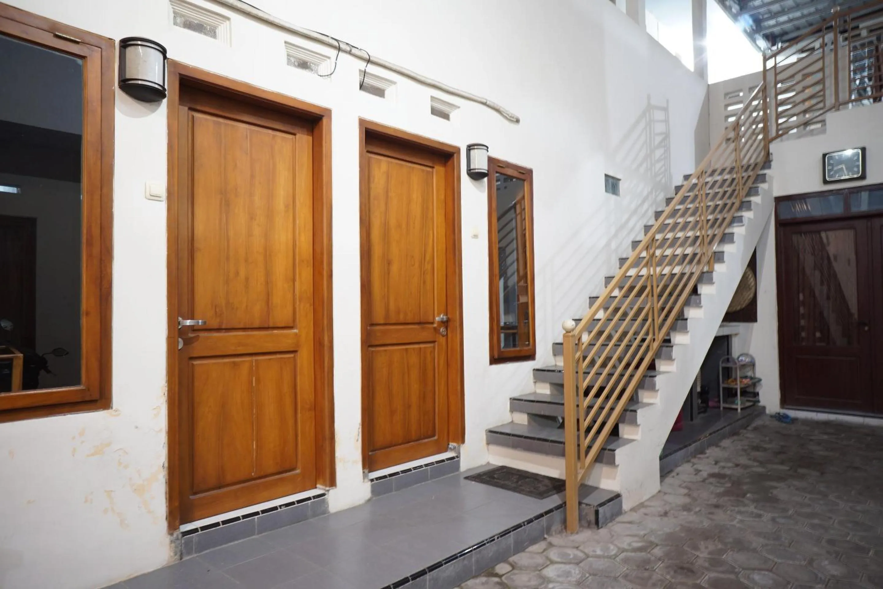 Garden in OYO Life 93038 Kost Putra Malilah