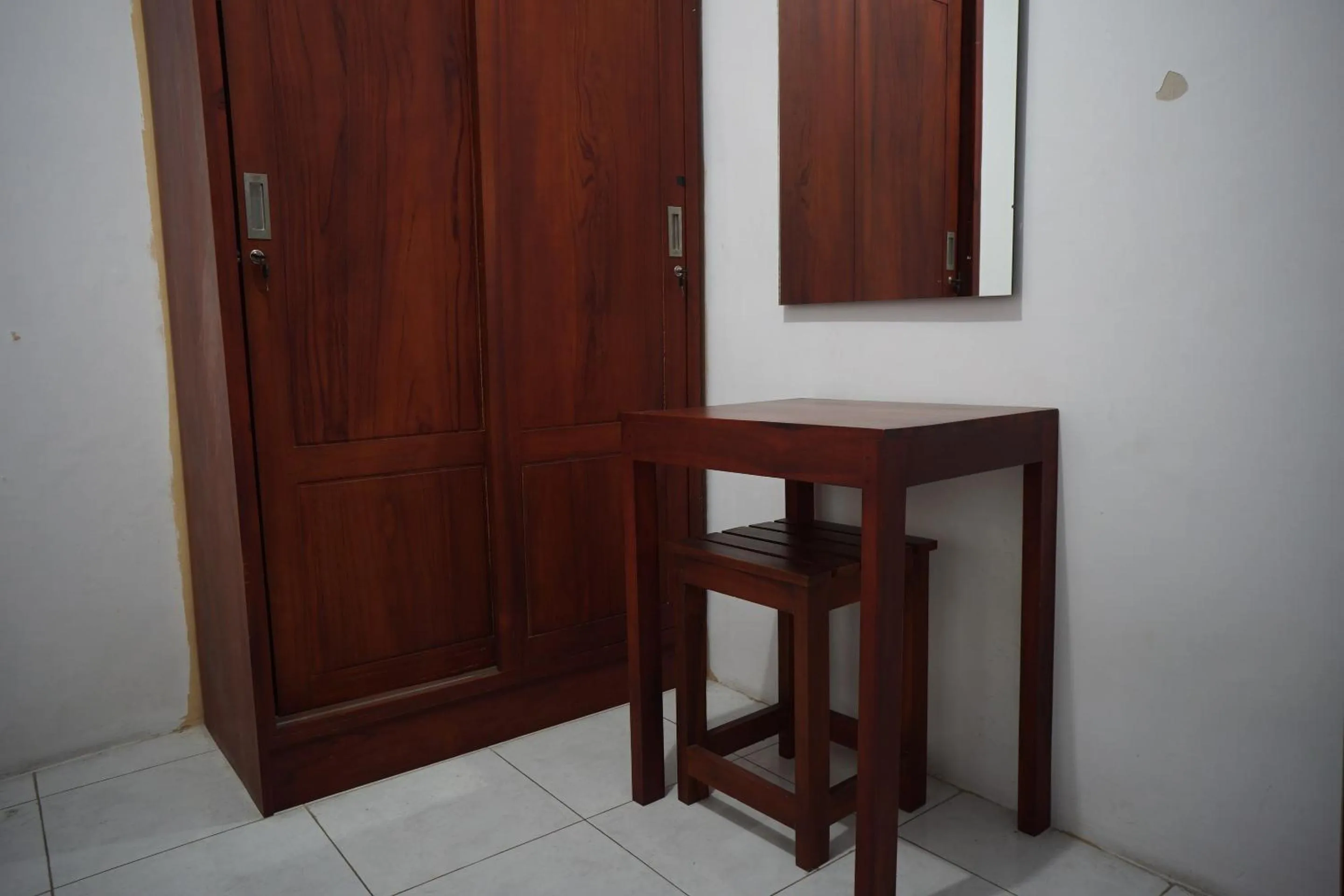 Bedroom in OYO Life 93038 Kost Putra Malilah