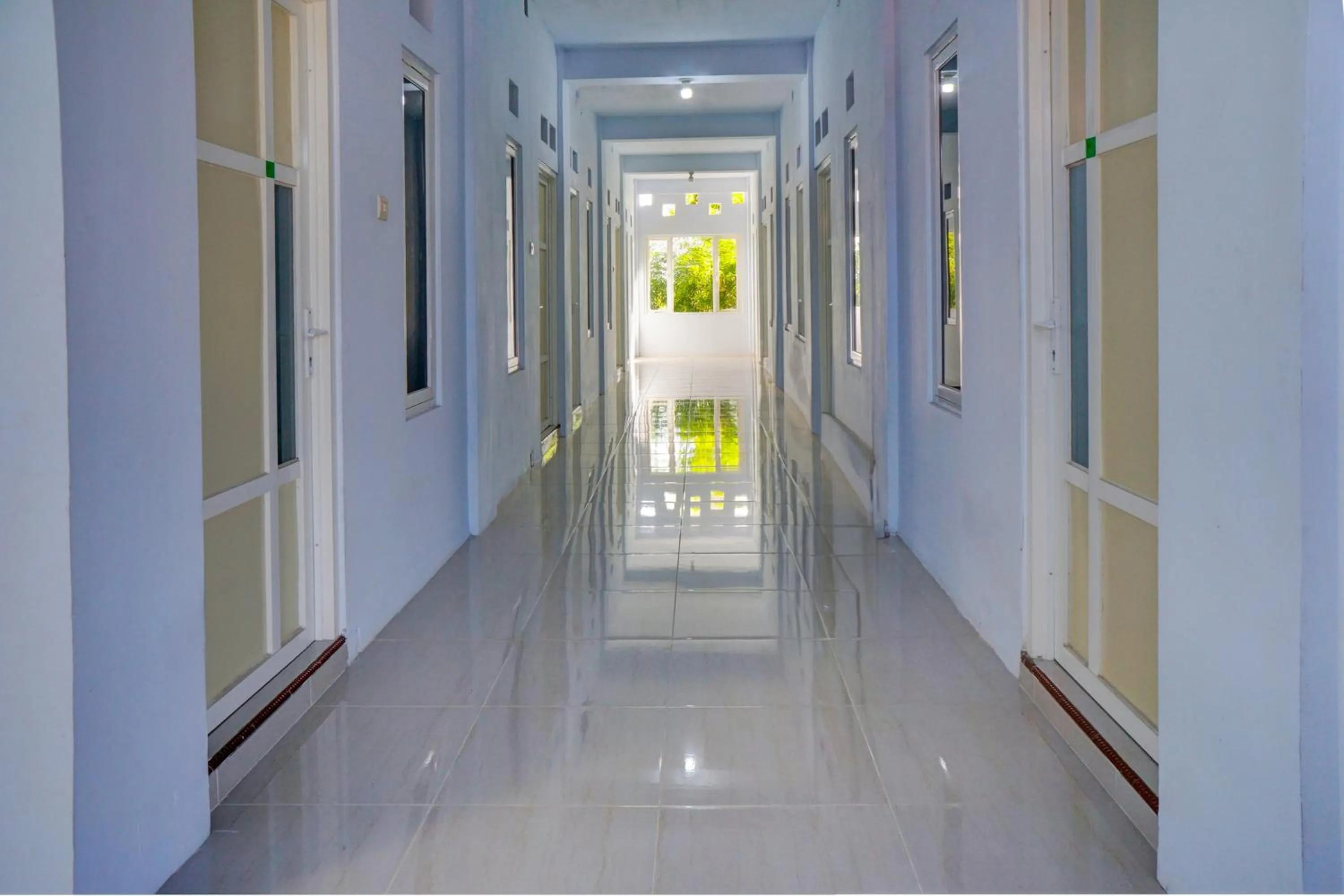 Lobby or reception in OYO Life 92918 Rumah Kost Arrahma Syariah