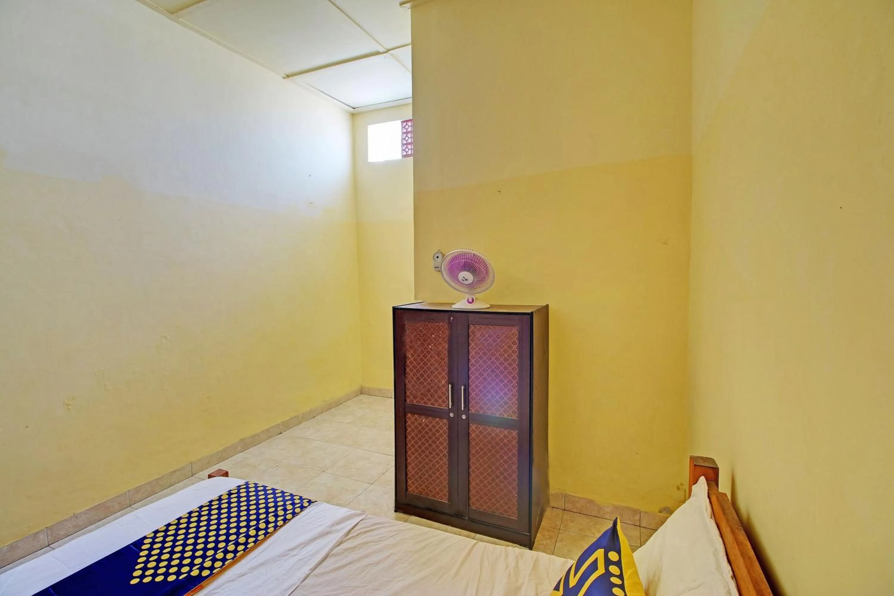 Bedroom, Bed in OYO Life 92954 Shanti Kost