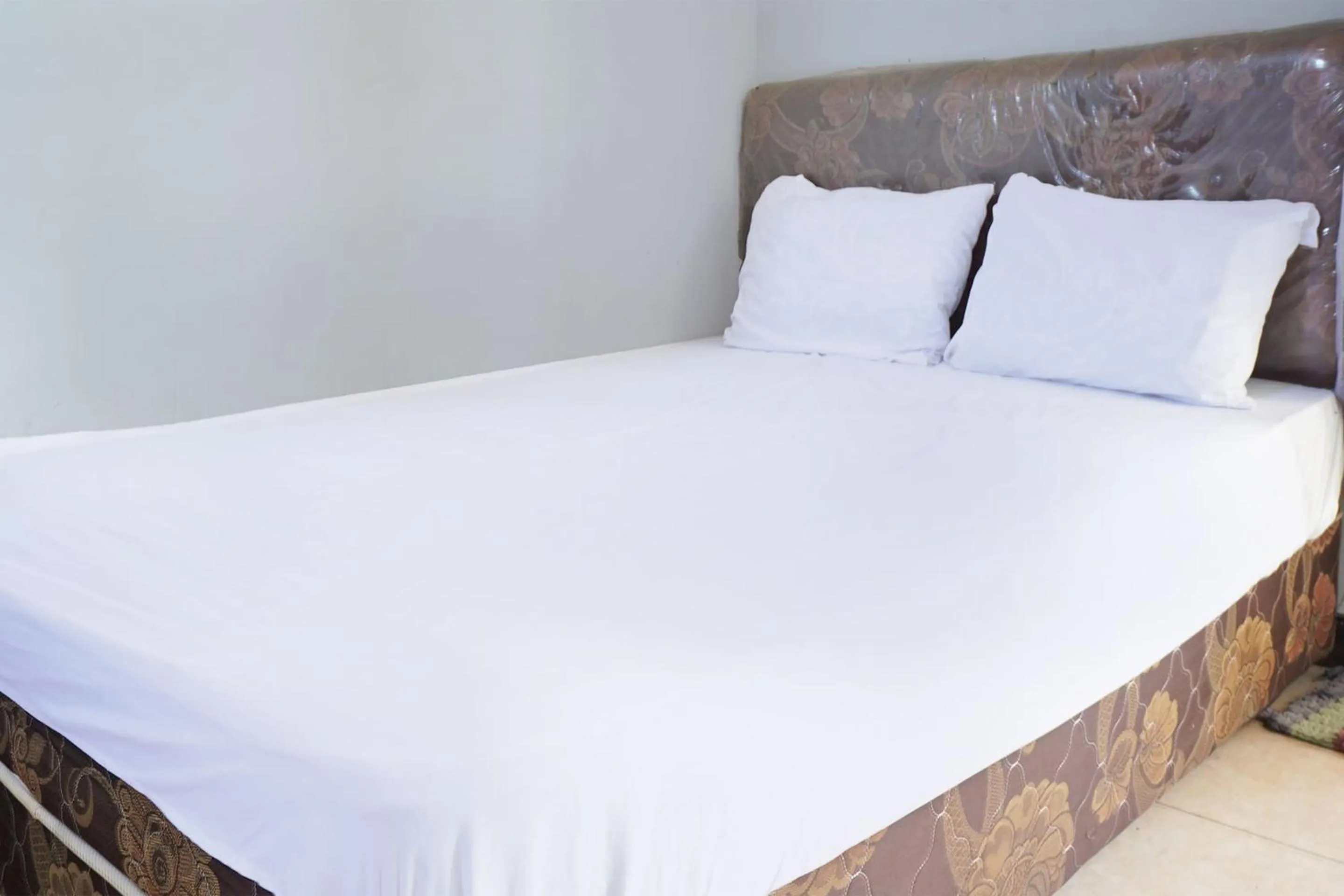 Bedroom, Bed in OYO Life 92915 Duta Amnan Syariah