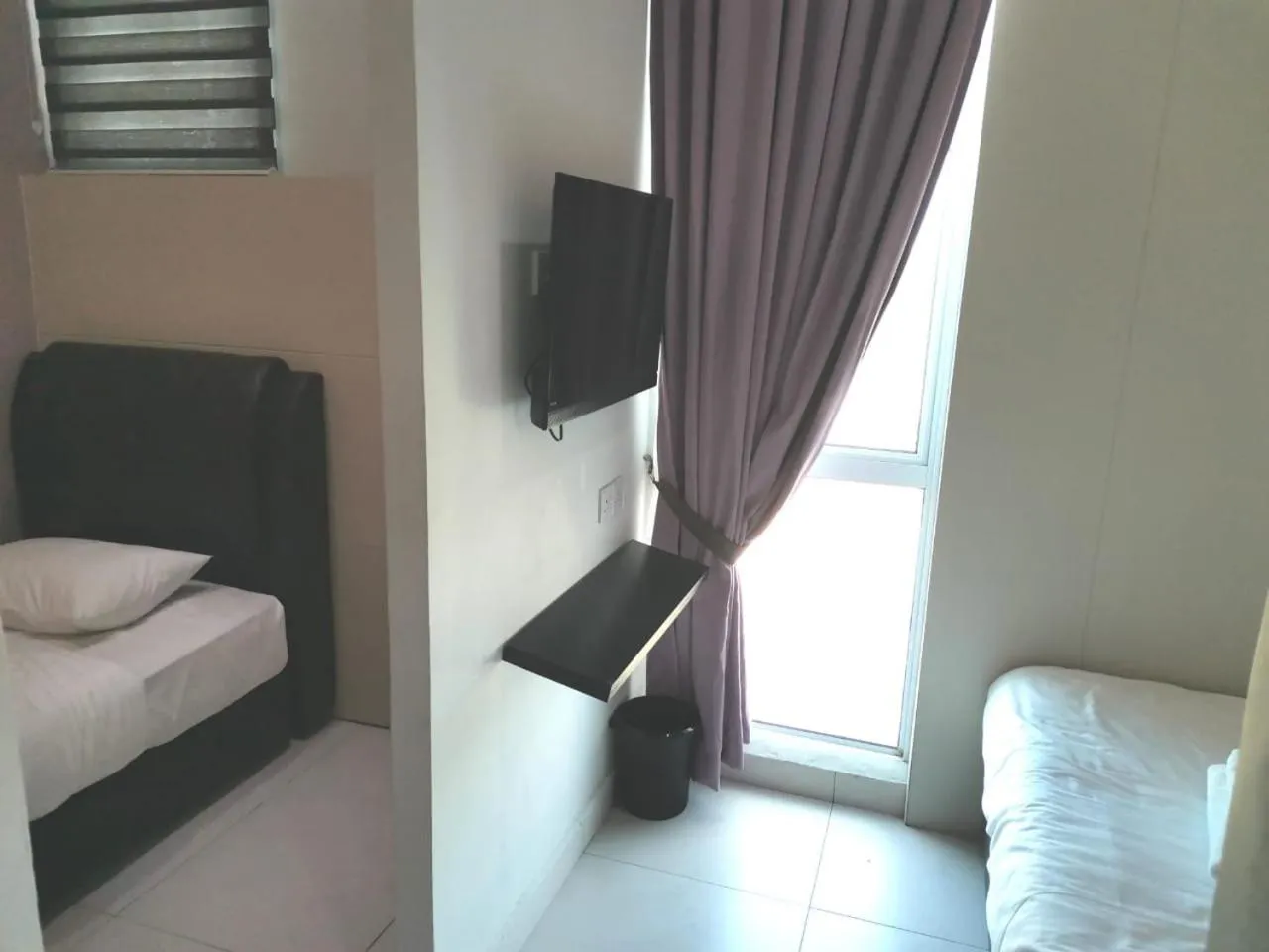 Photo of the whole room, Bed in TT99 COZY STAY