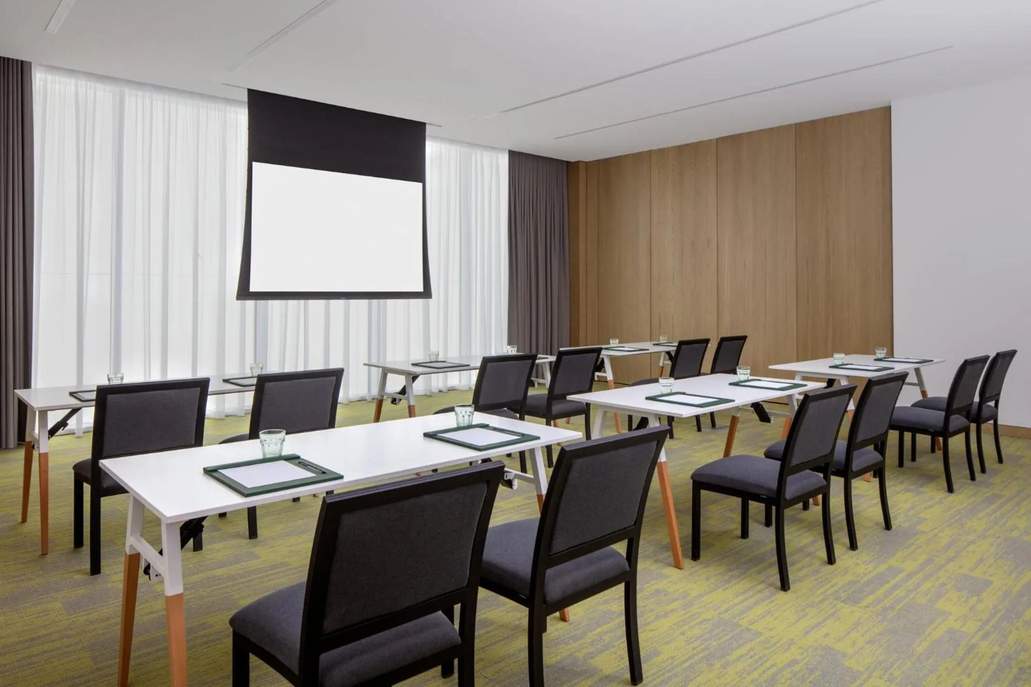Meeting/conference room in Holiday Inn Dubai Business Bay by IHG