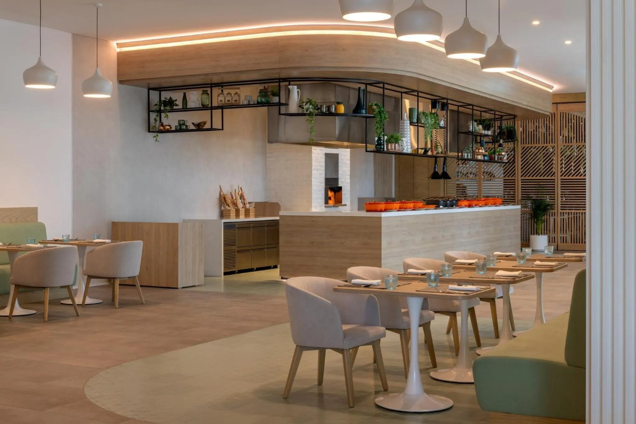 Restaurant/places to eat in Holiday Inn Dubai Business Bay by IHG