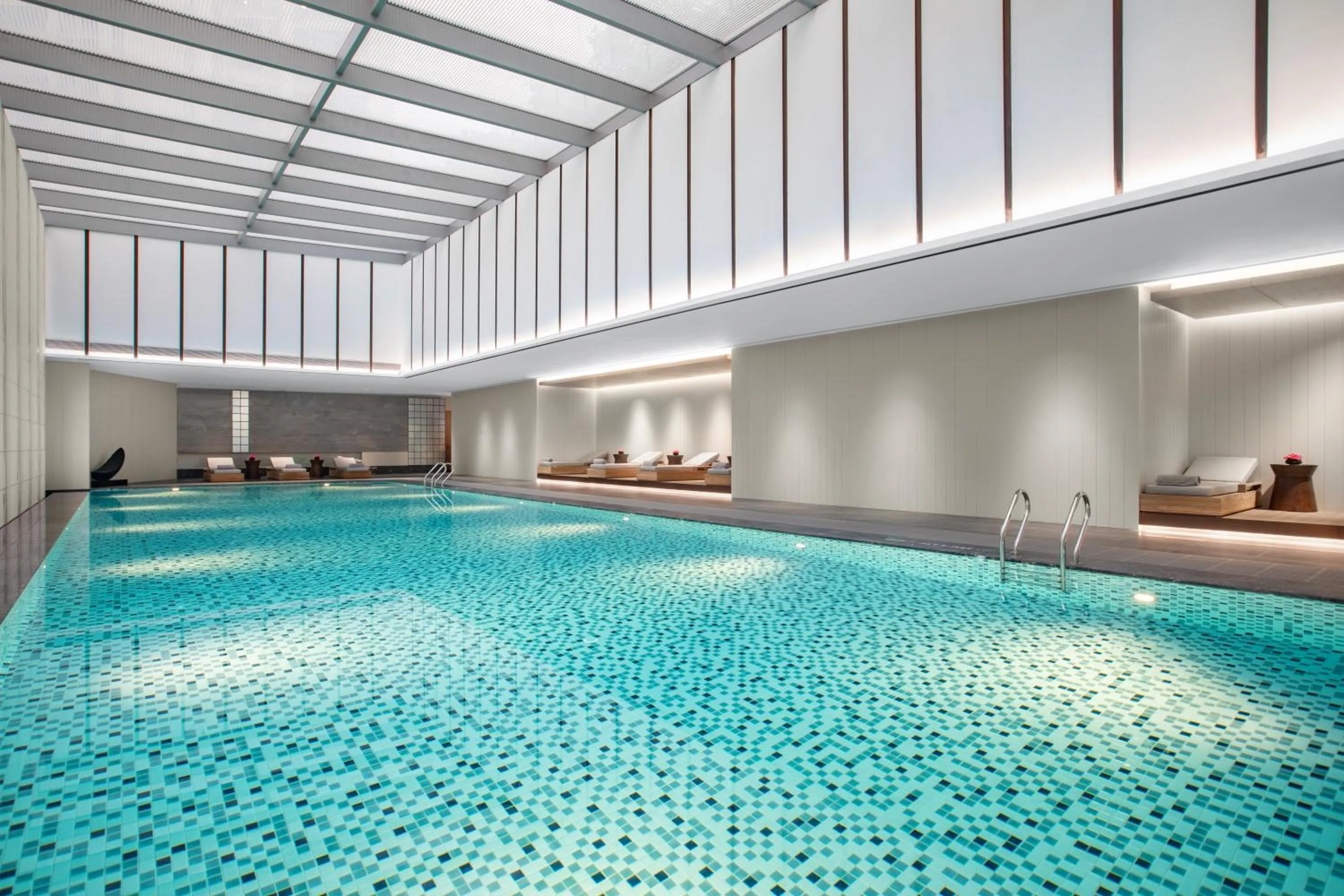 Spa and wellness centre/facilities in Crowne Plaza Jiangmen Binjiang by IHG