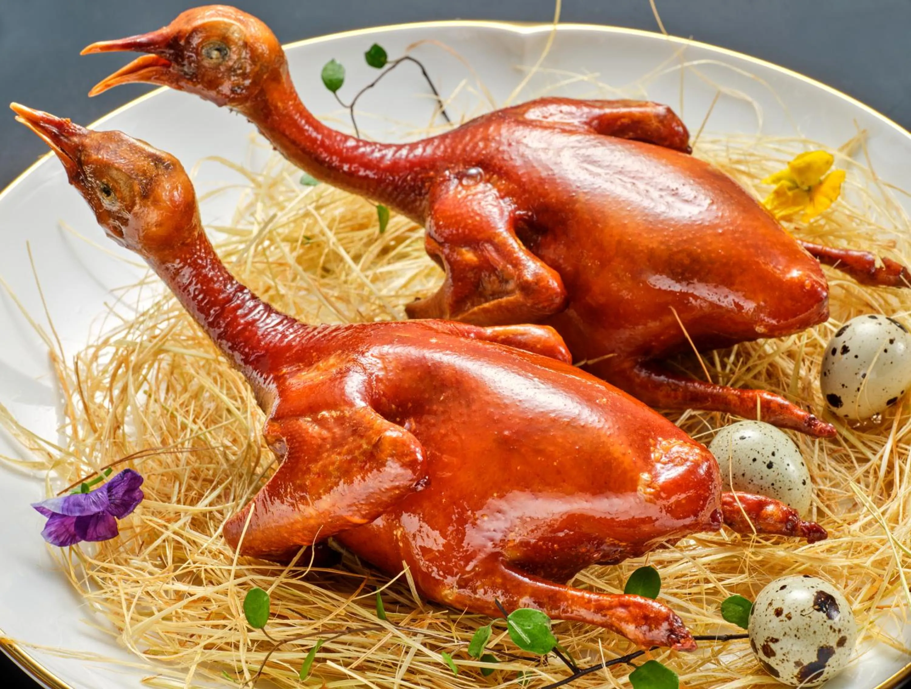 Restaurant/places to eat in Crowne Plaza Jiangmen Binjiang by IHG