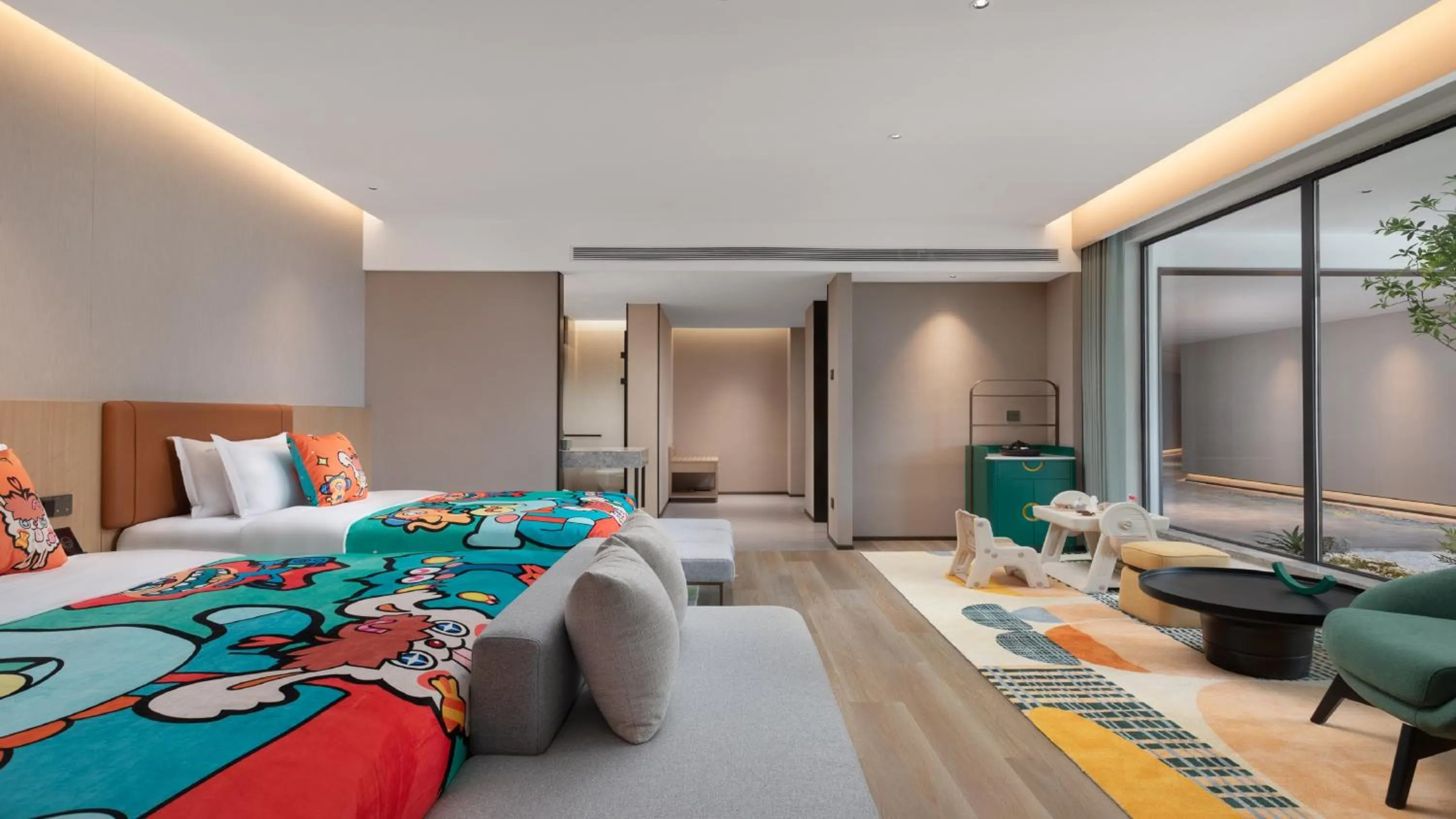 Property building in Holiday Inn Tongxiang