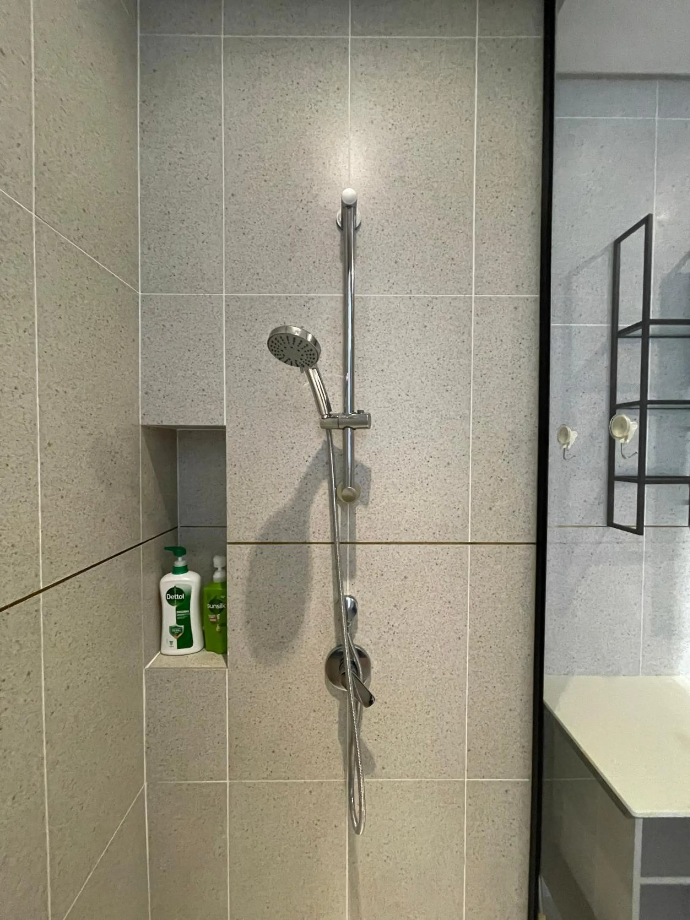 Shower in Millerz Square by KL Minsu