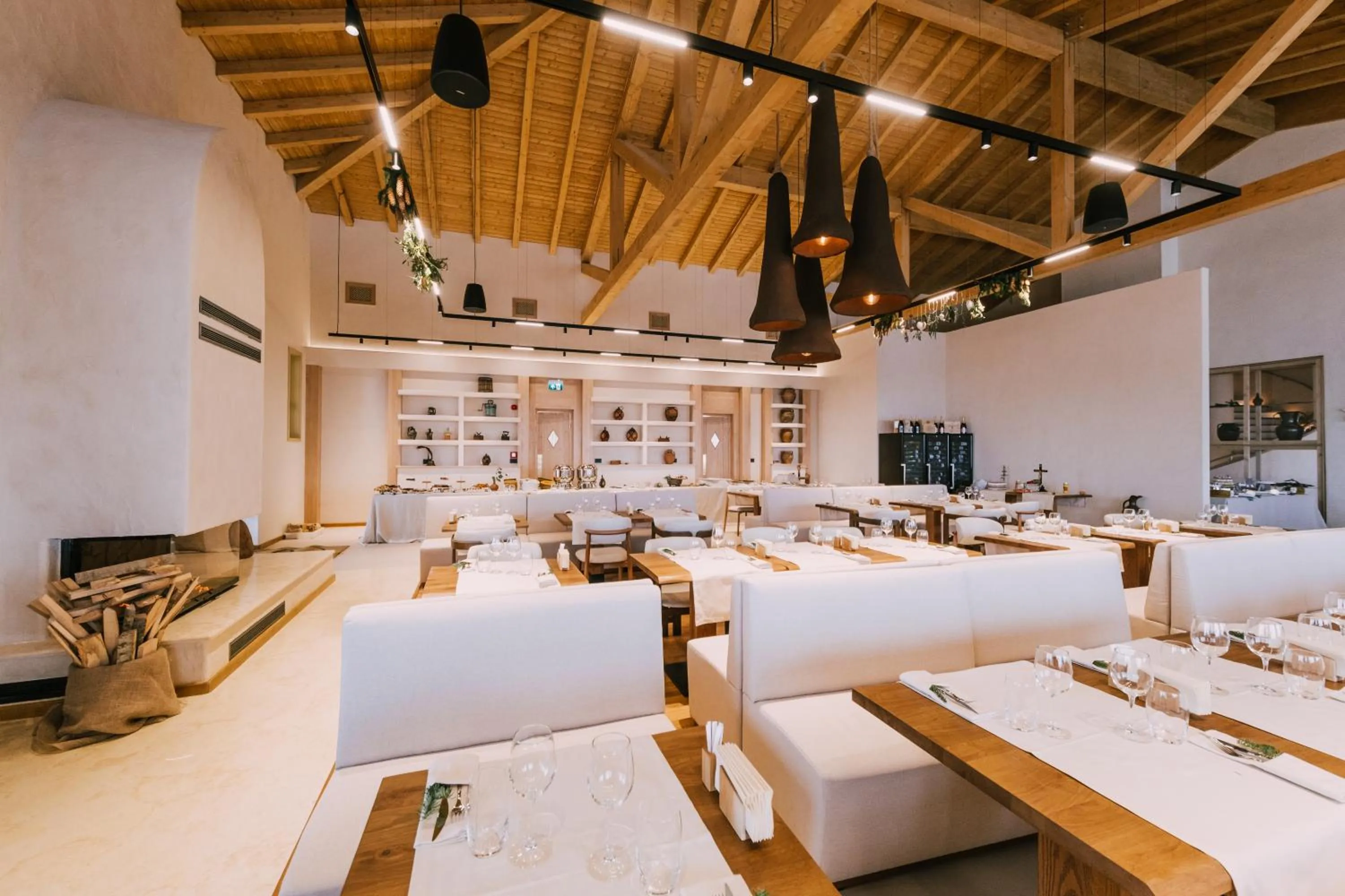 Restaurant/places to eat in Matca Hotel Relais & Châteaux