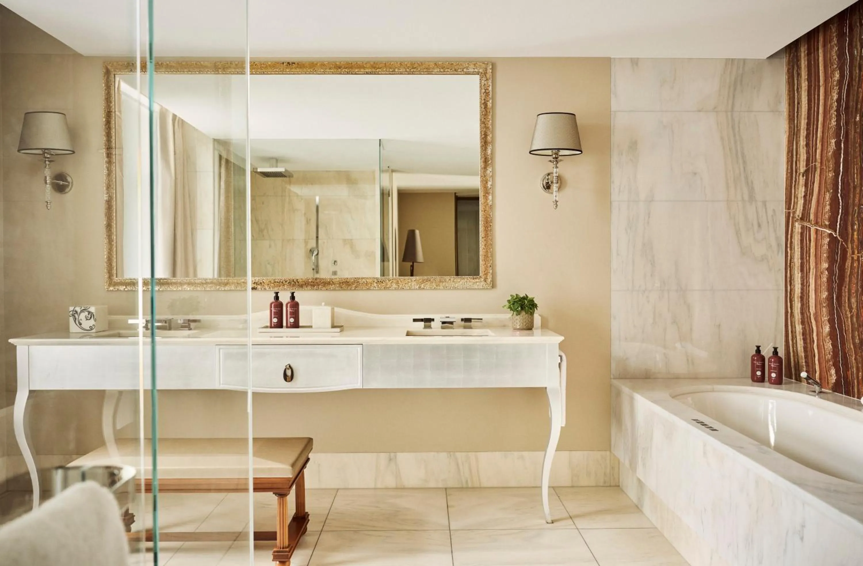 Bathroom in Park Hyatt Vienna