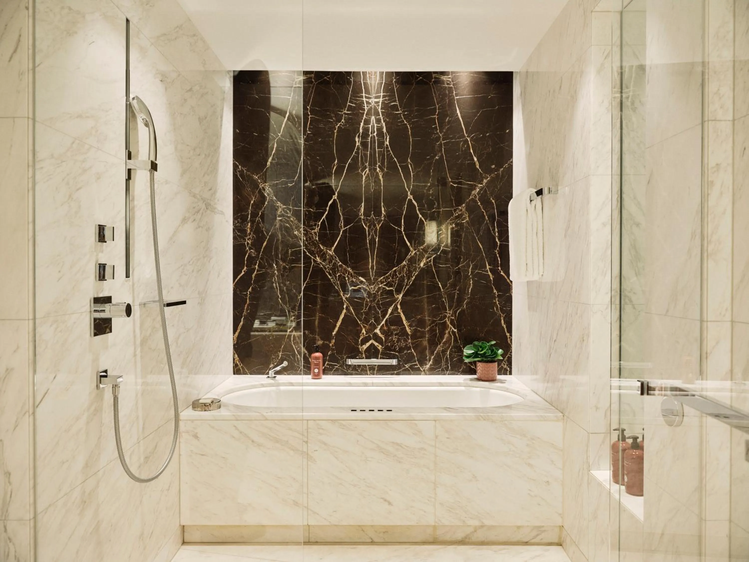 Bathroom in Park Hyatt Vienna