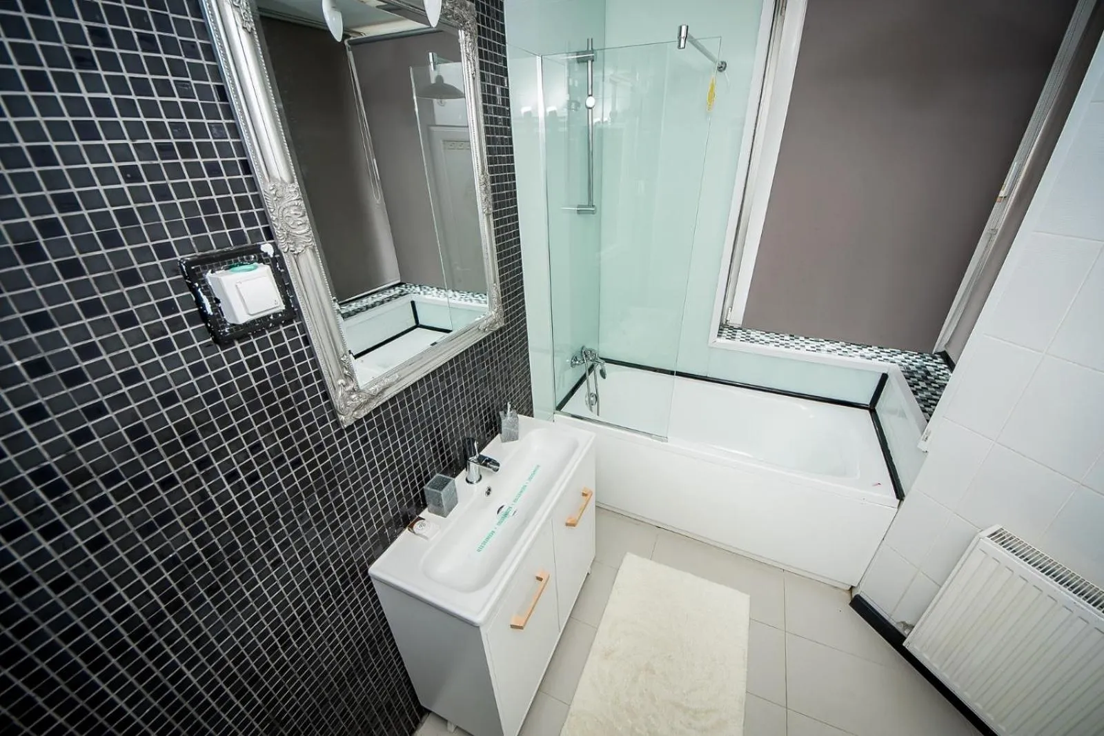 Bathroom in Hotel Jolie Apartments