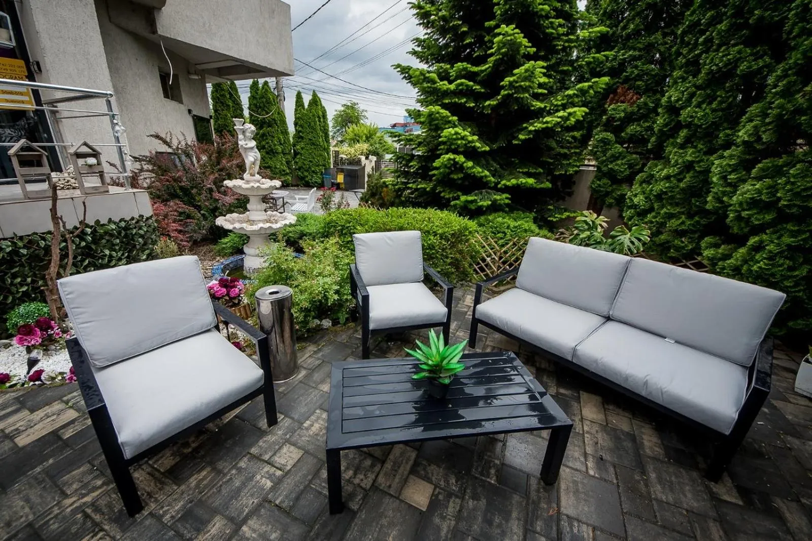 Garden in Hotel Jolie Apartments