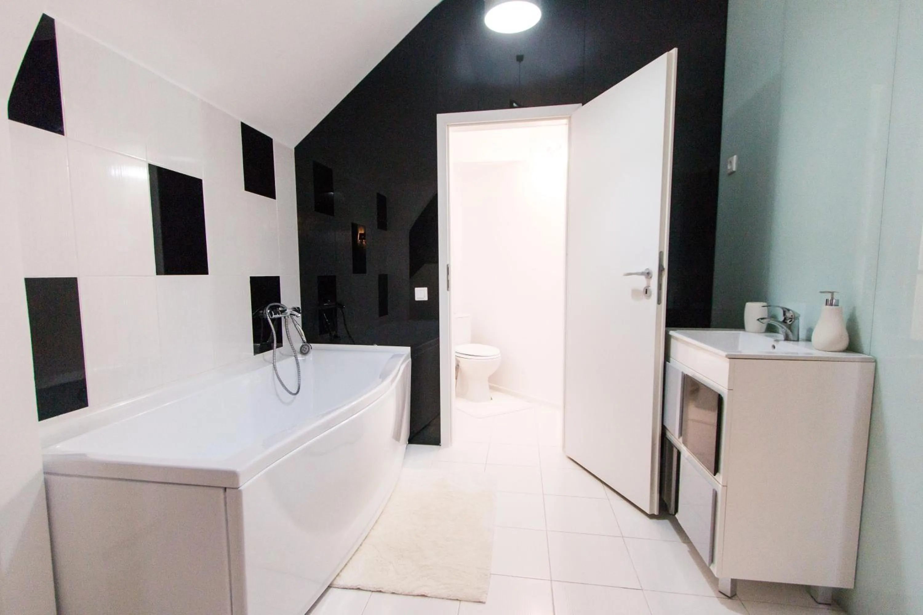 Bathroom in Hotel Jolie Apartments