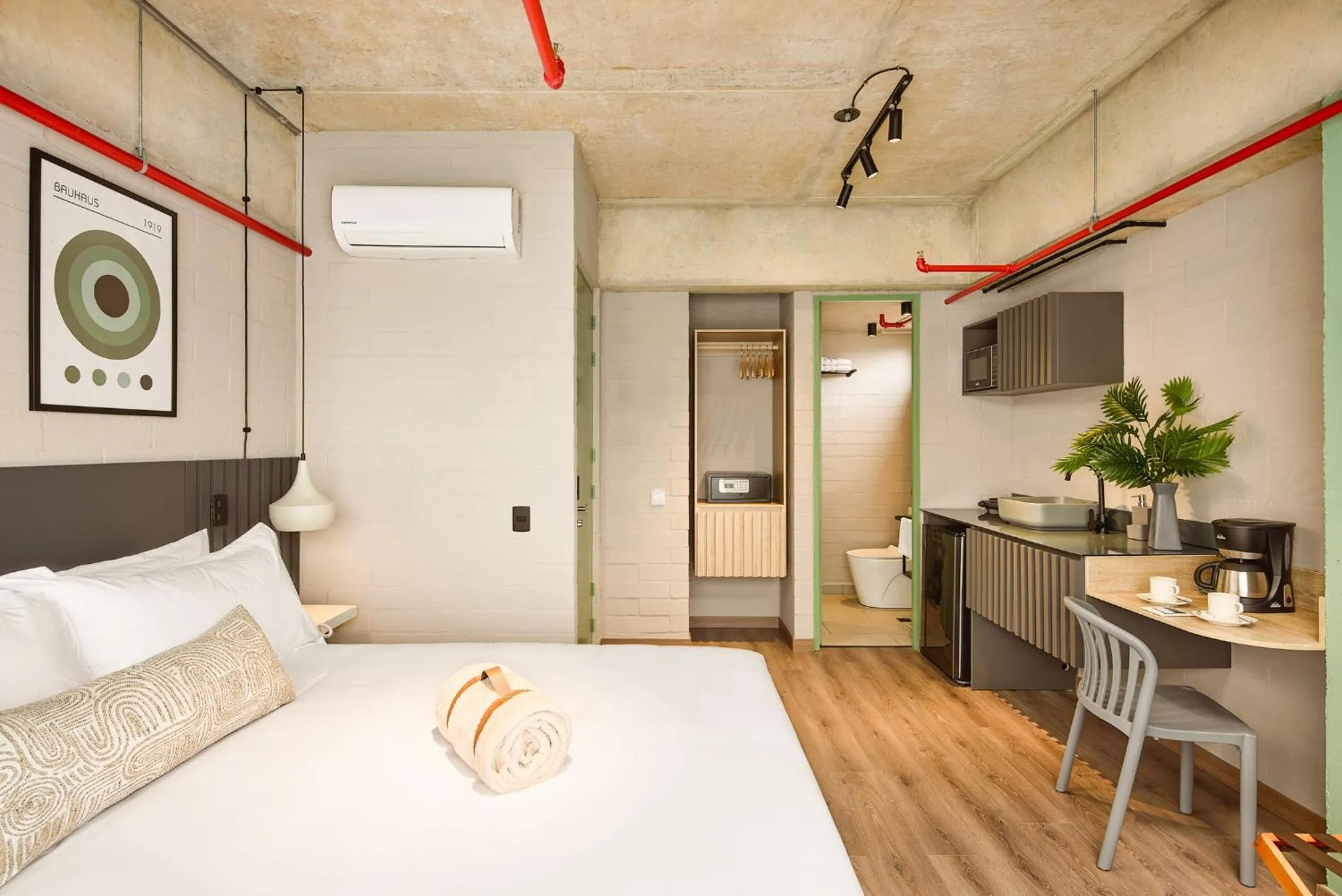 Bed in Urbit Social Lofts