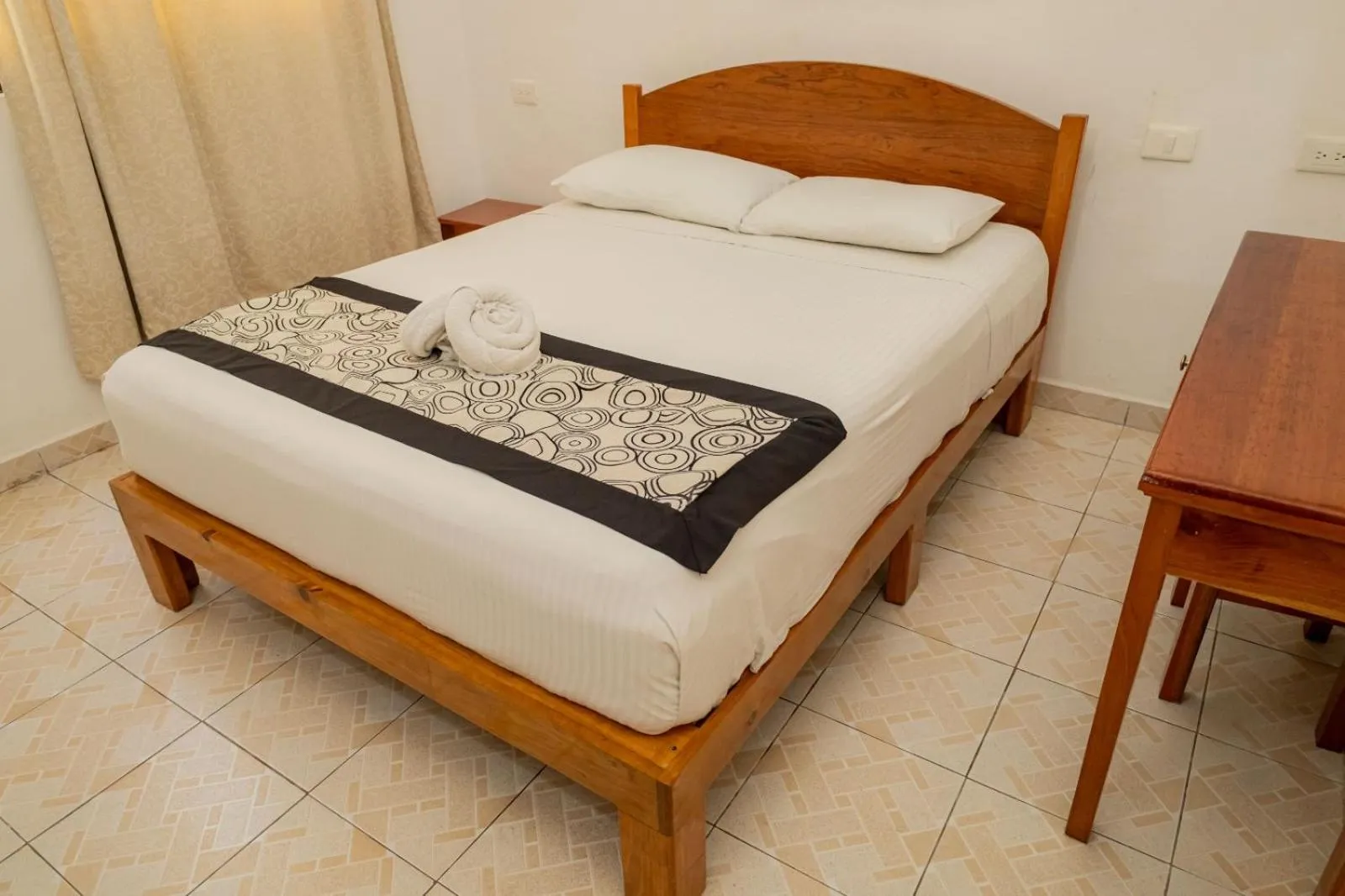 Photo of the whole room, Bed in Hotel Las Palmas en Laurel