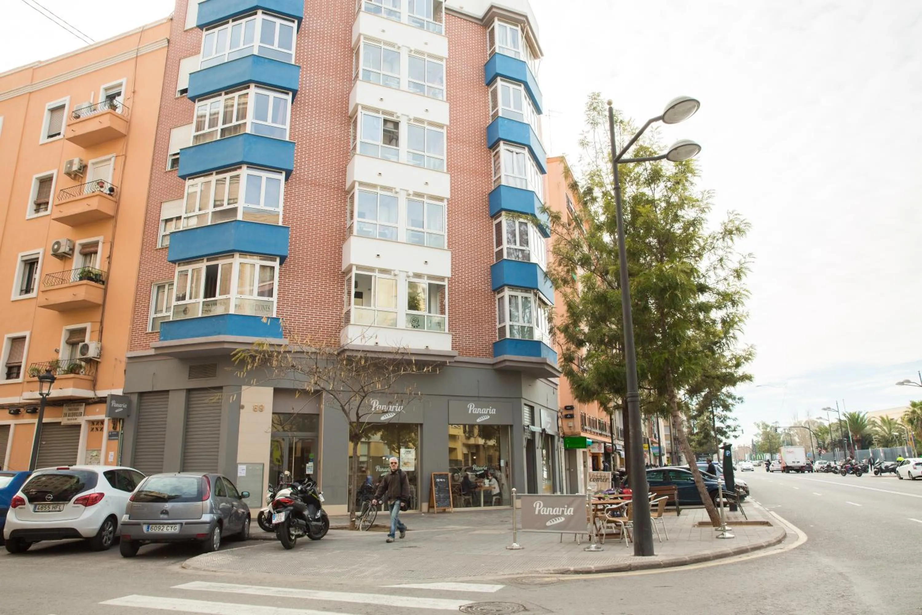 Property building in Habitaciones Barra89