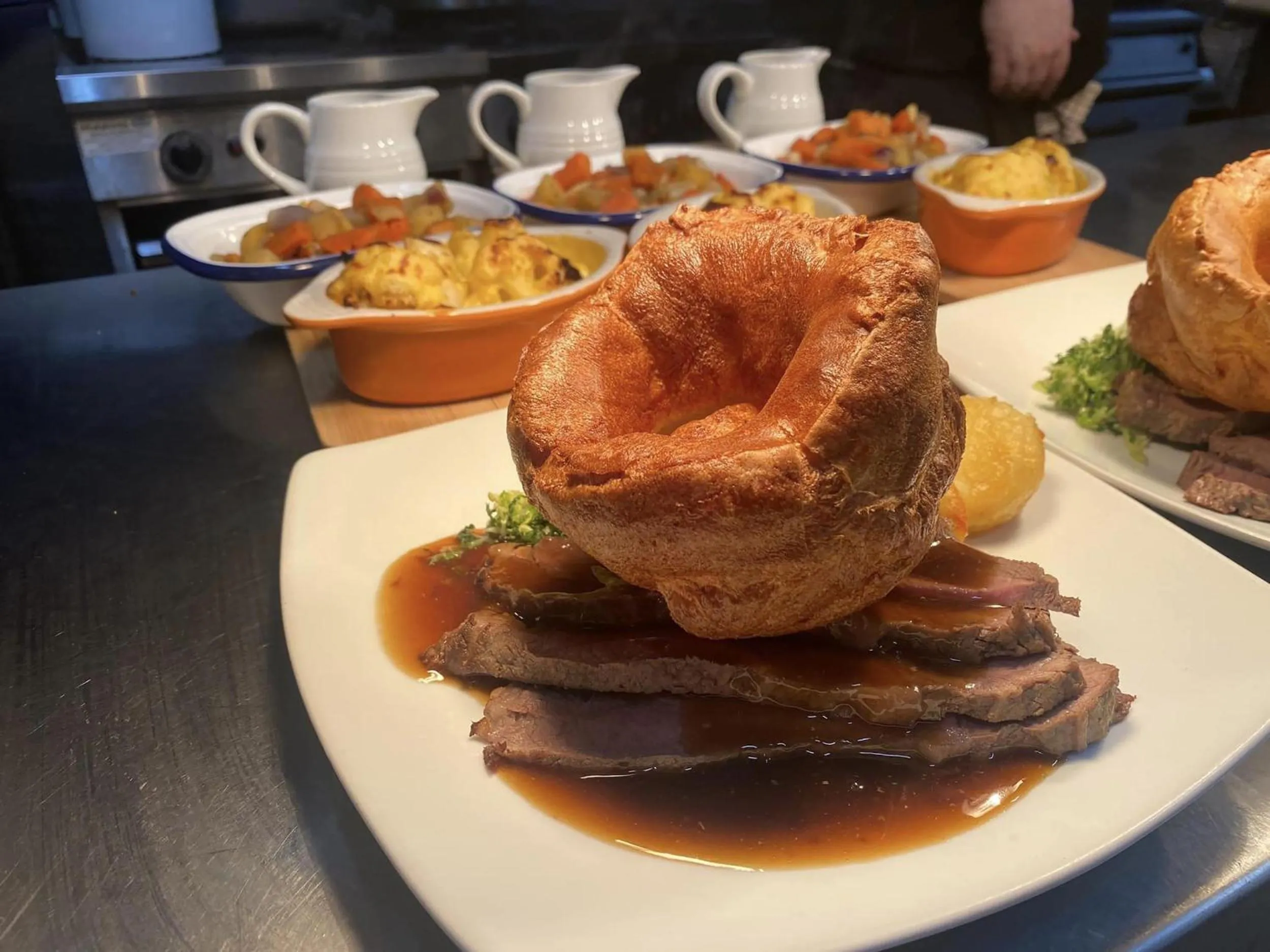 Food and drinks in Crown & Anchor